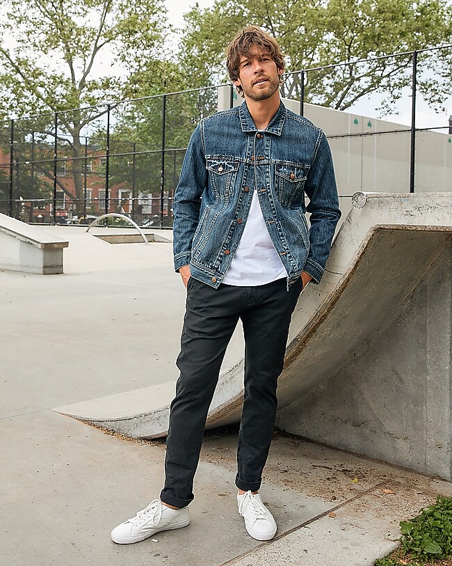 HOW WE’RE WEARING IT THE JEAN JACKET