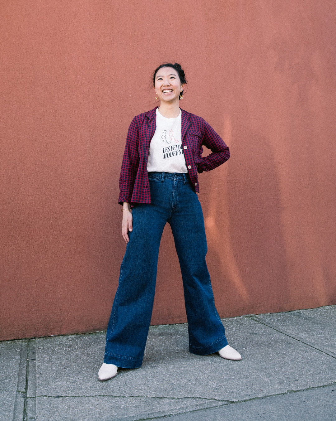 JACKIE, GRAPHIC DESIGN GURU