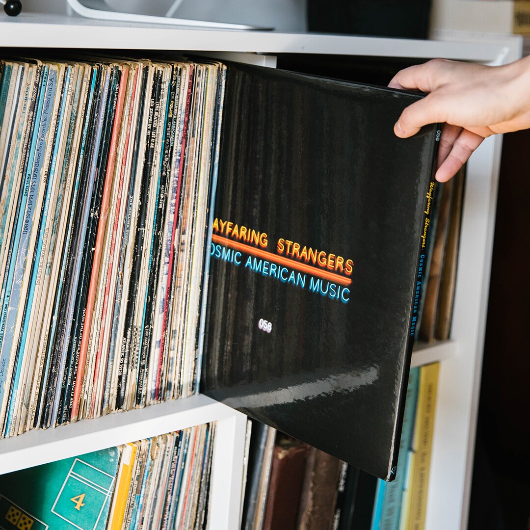 Album: Wayfaring Strangers: Cosmic American Music