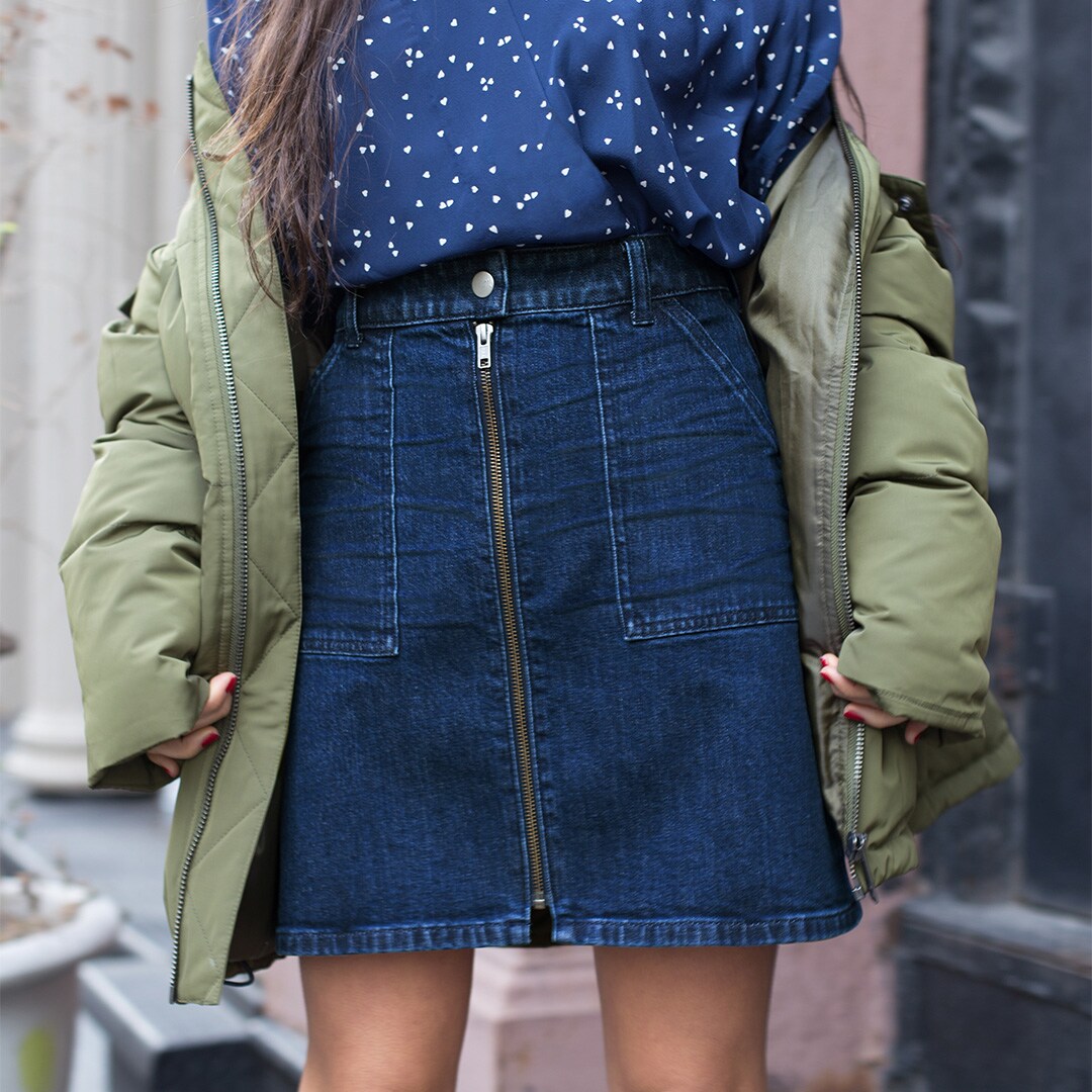 A DENIM SKIRT