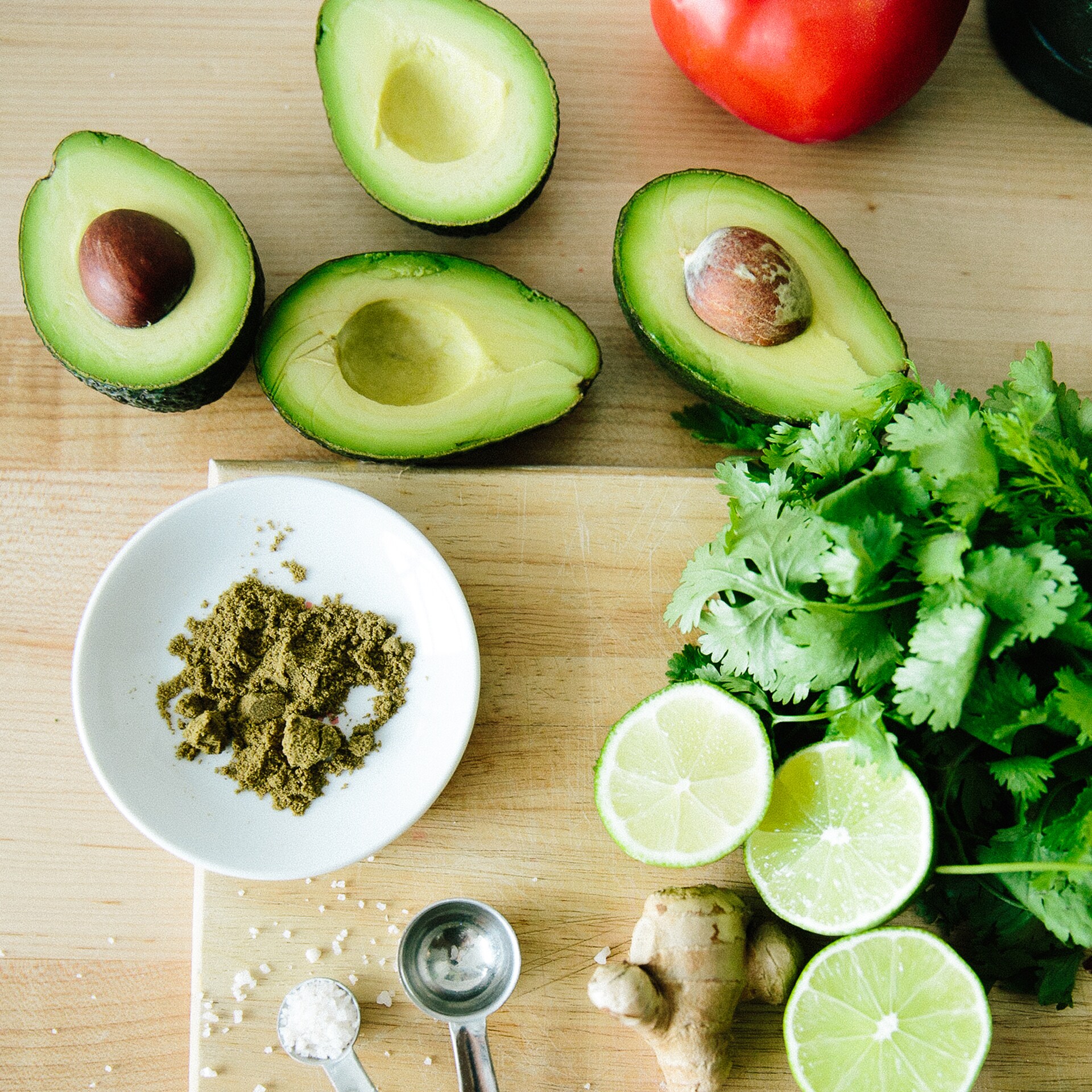 FERNANDA’S PINEAPPLE GUACAMOLE INGREDIENTS