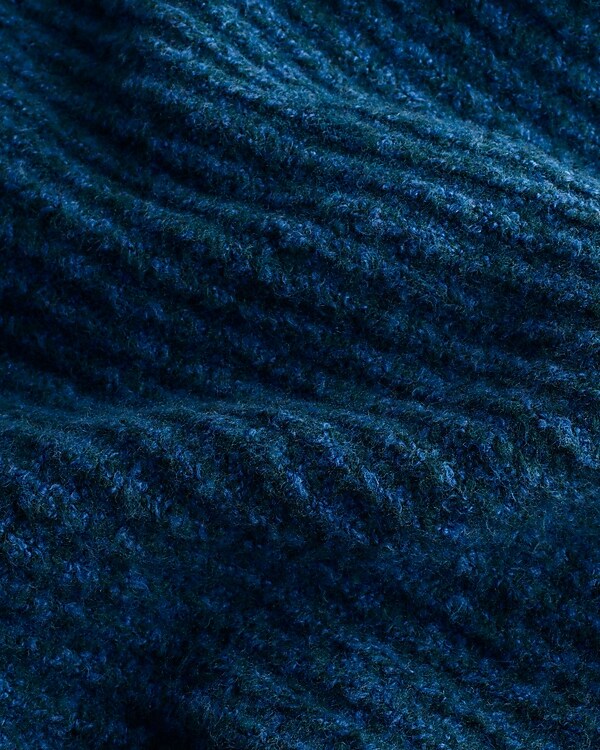 alexa chung wearing coat