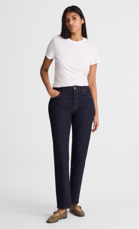 curvy straight