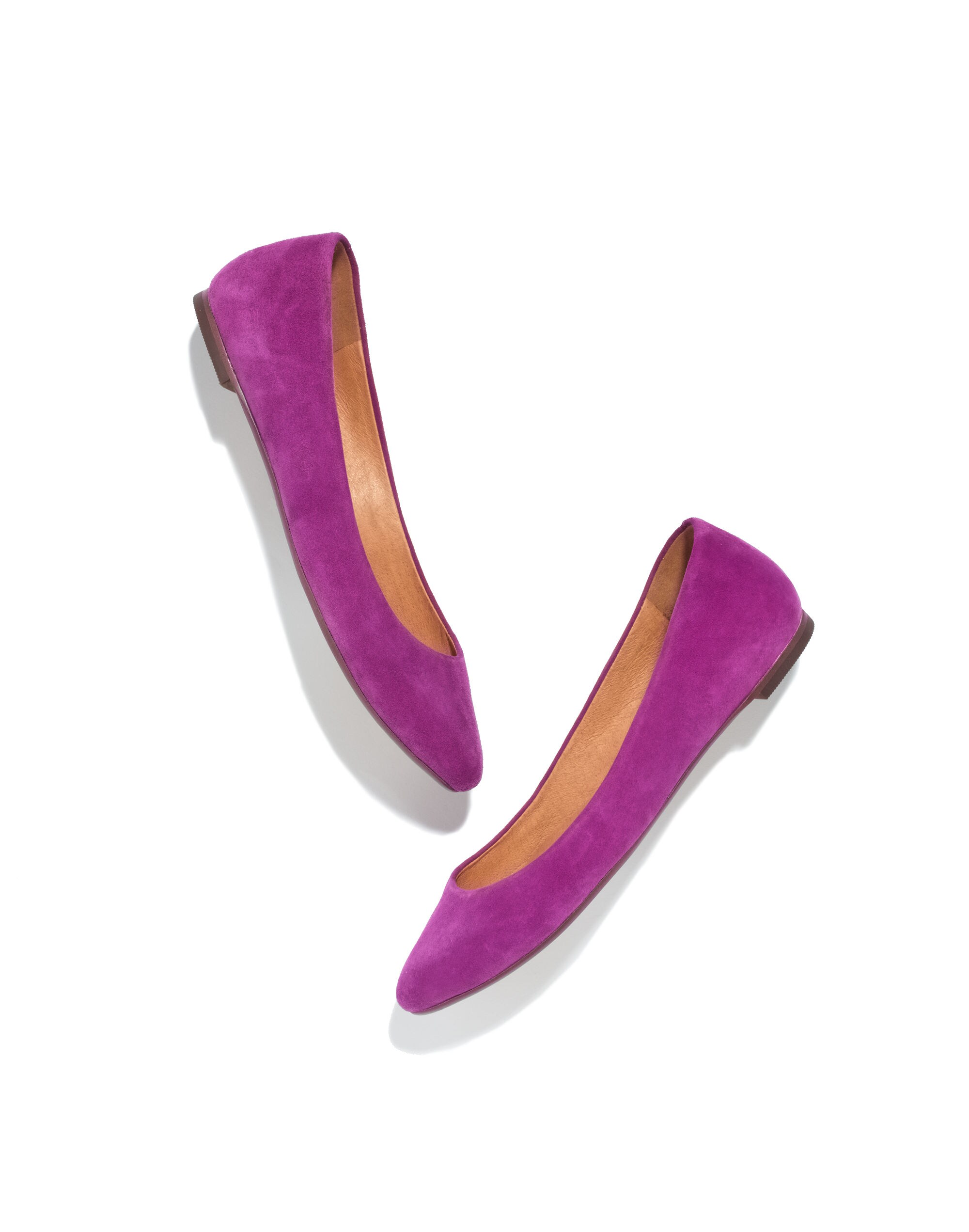 The Sidewalk Skimmer in Suede