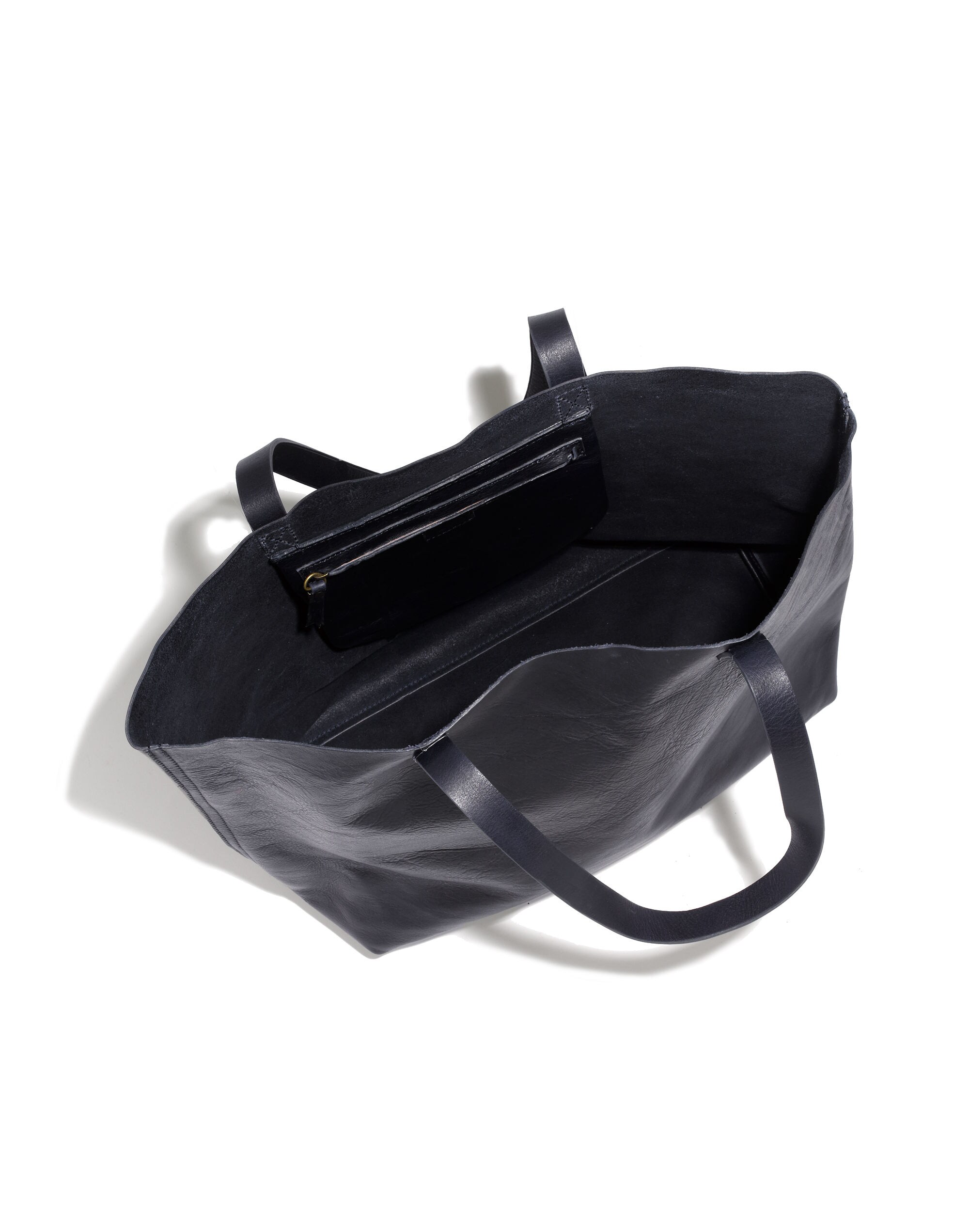 The Transport Tote in Navy