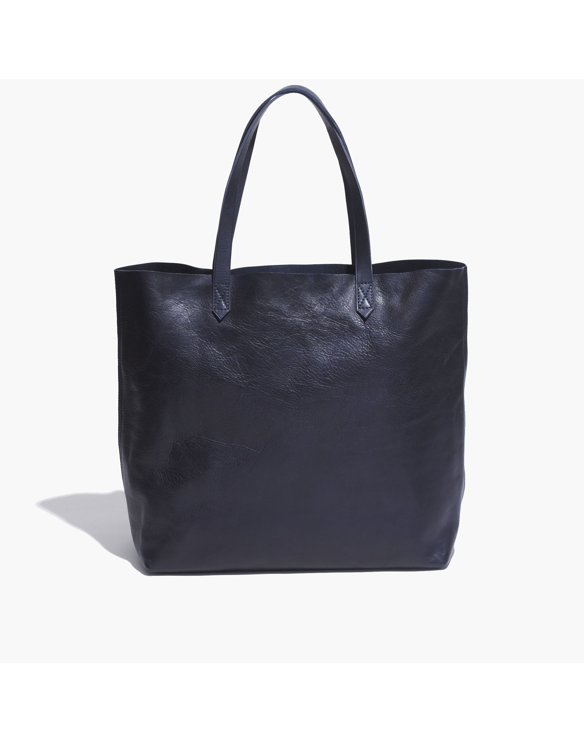 The Transport Tote in Navy
