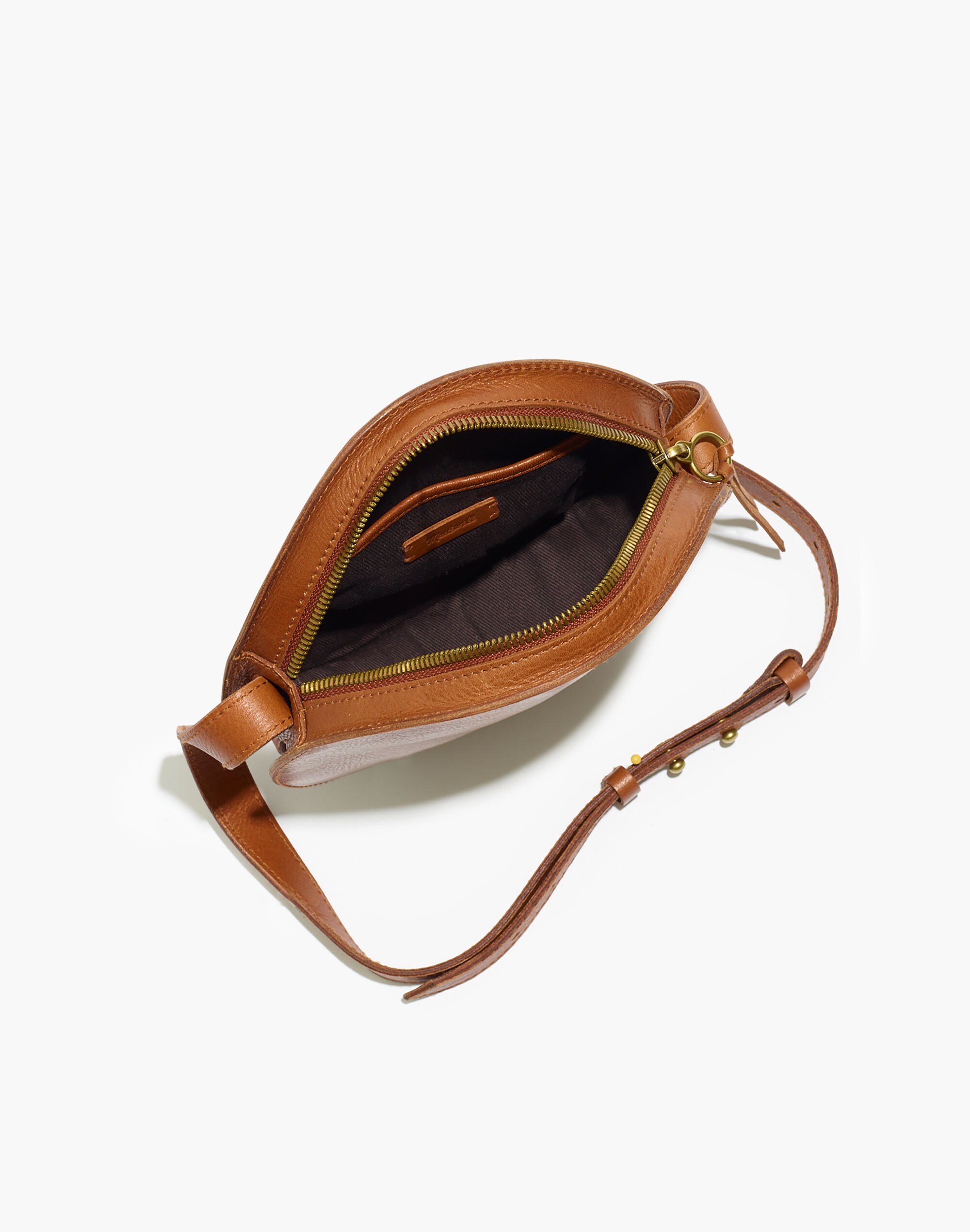 The Simple Circle Crossbody Bag in Leather