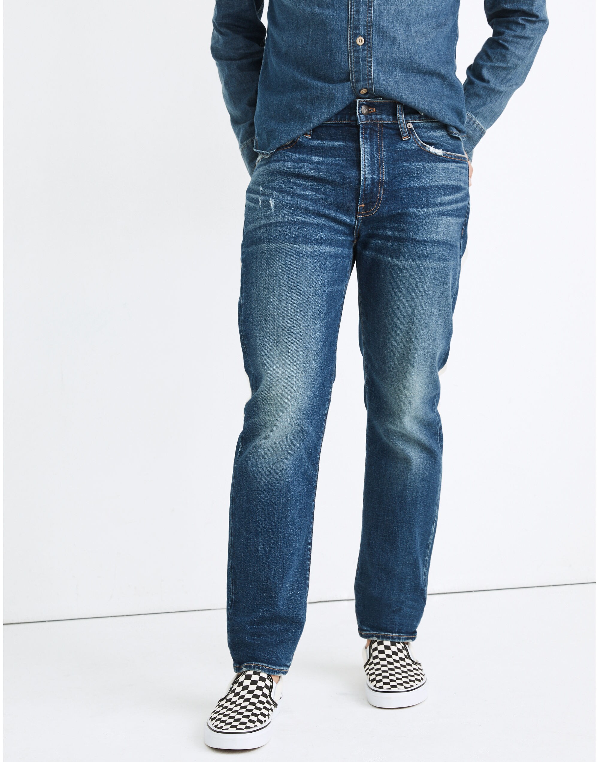 Straight Jeans in Enid Wash