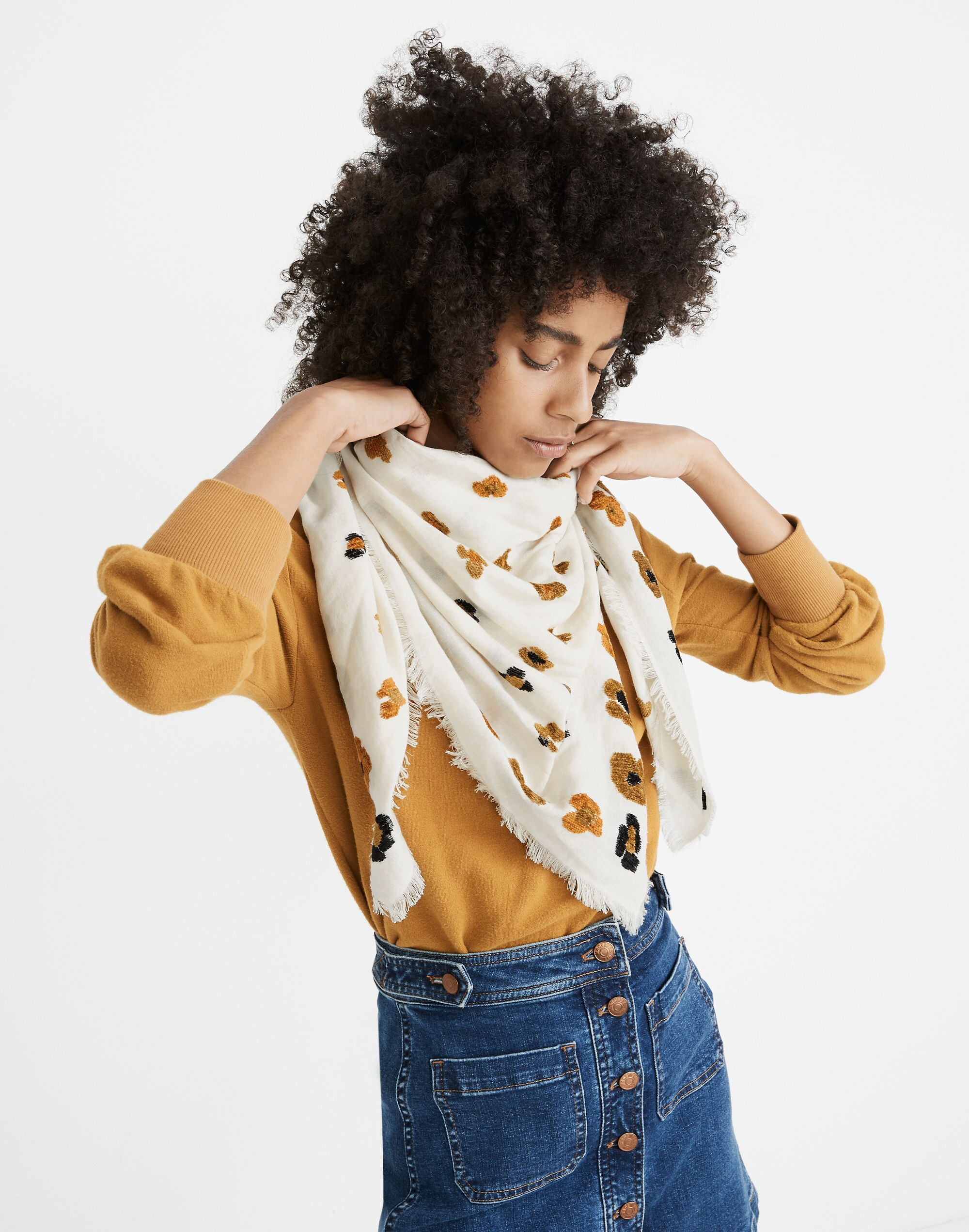 Feline Floral Jacquard Scarf