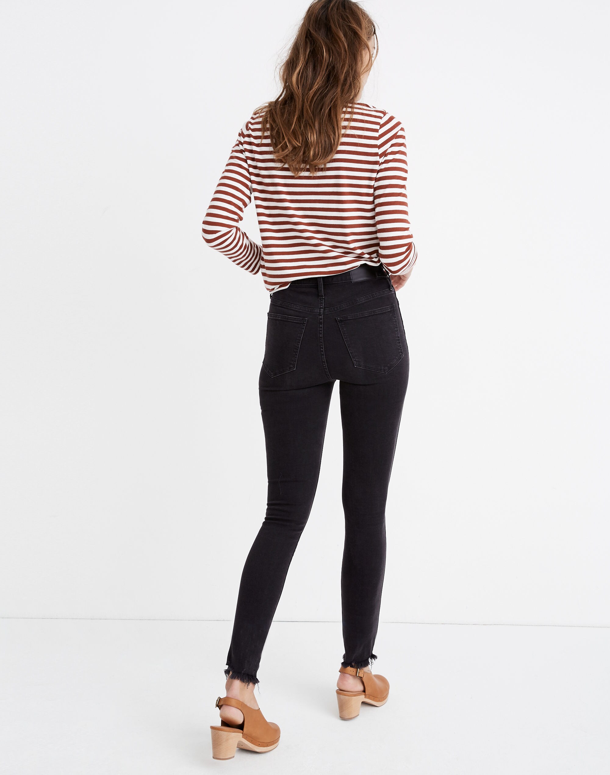 10" High-Rise Skinny Jeans in Berkeley Black: Button-Through Edition