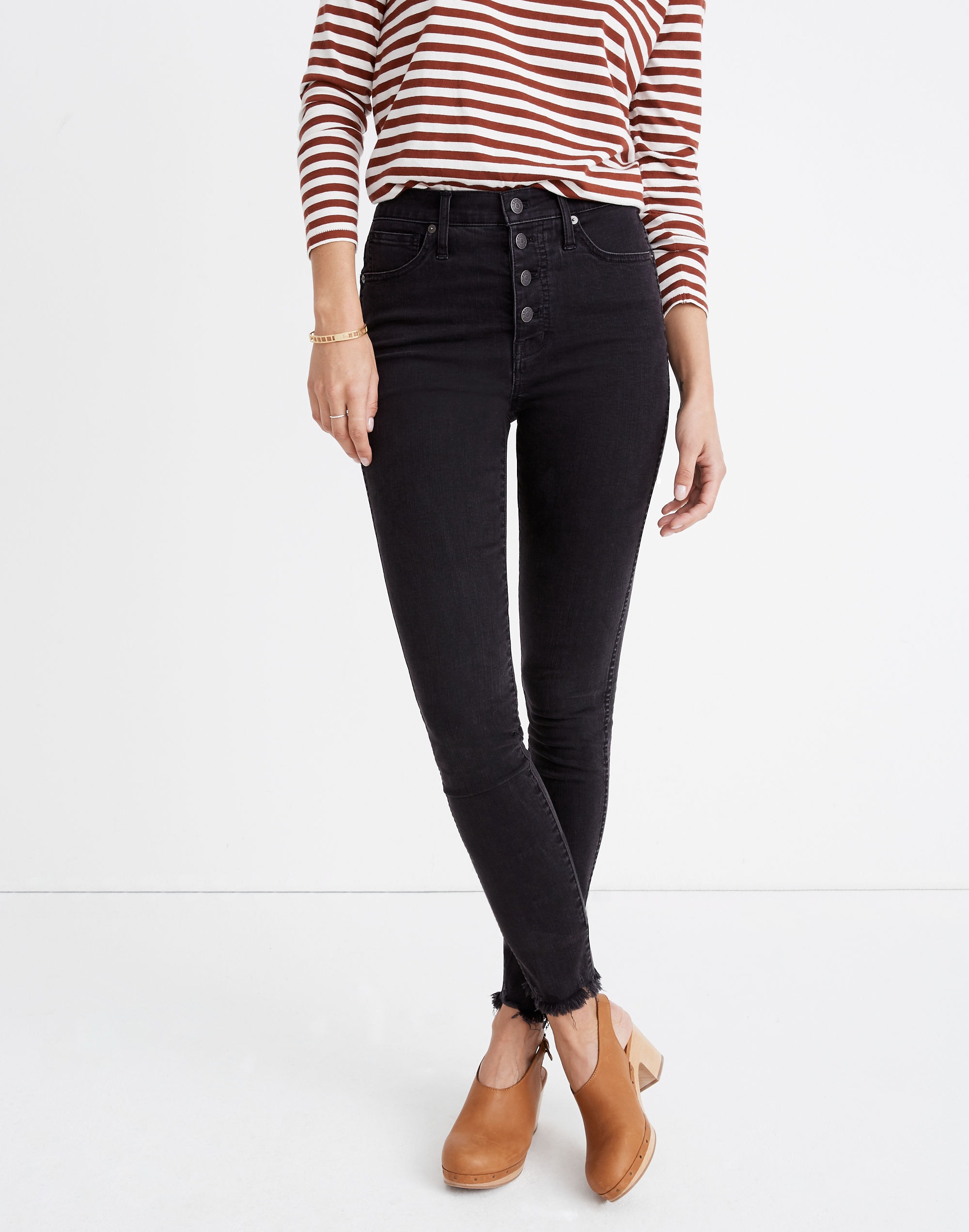 10" High-Rise Skinny Jeans in Berkeley Black: Button-Through Edition