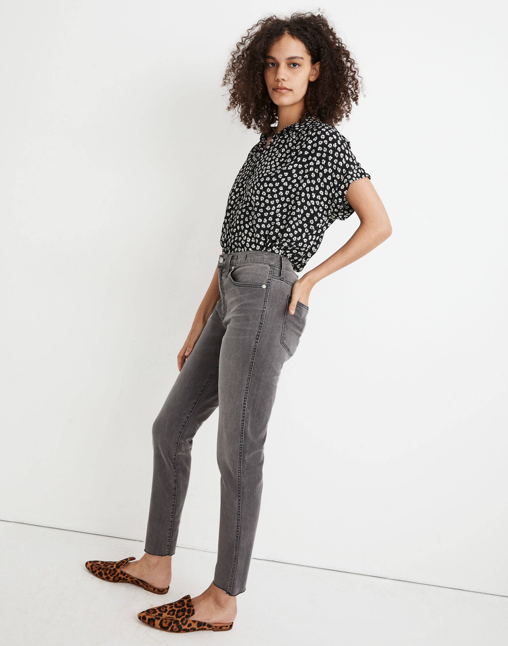 Stovepipe Jeans in Cement Wash: Raw-Hem Edition