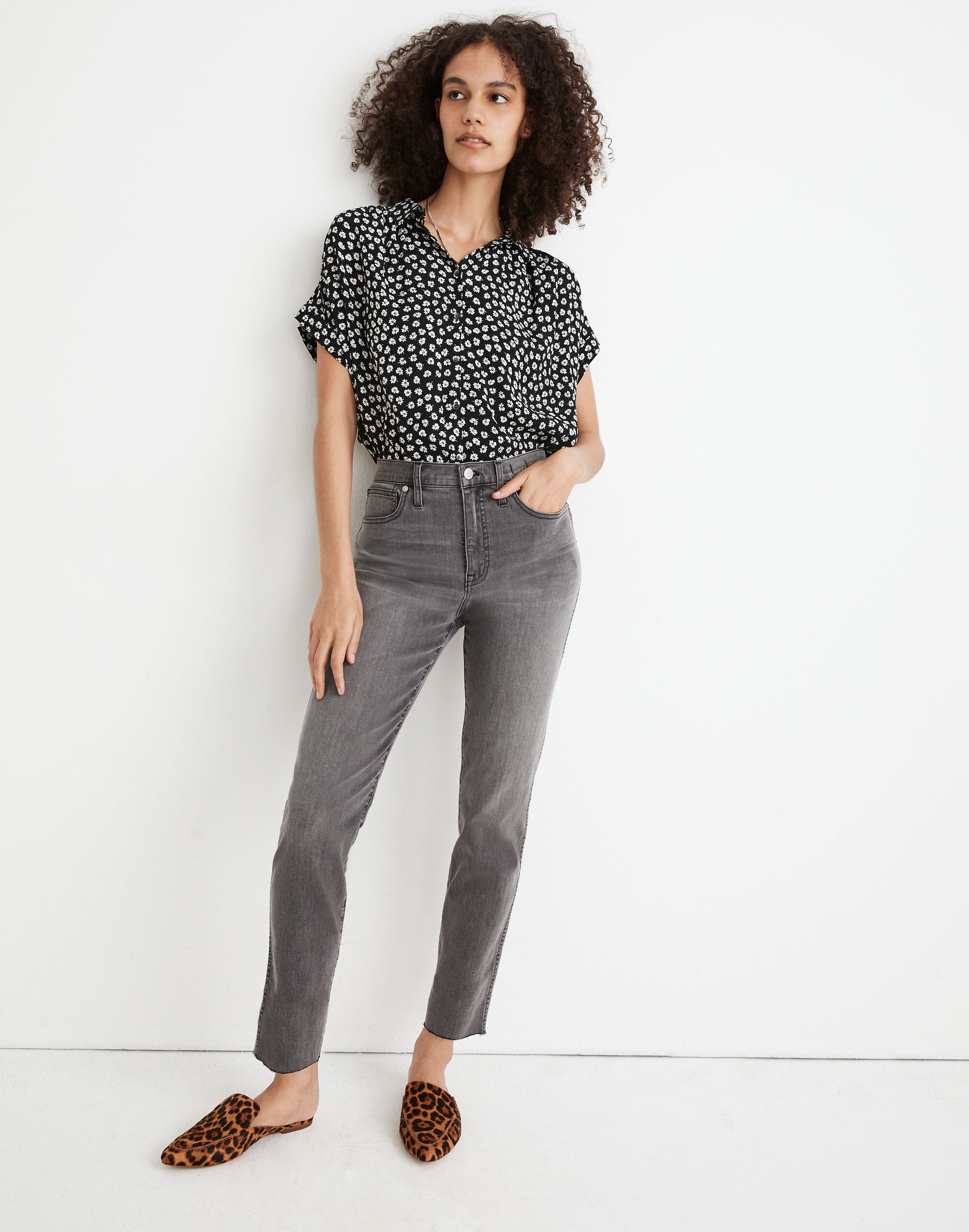 Stovepipe Jeans in Cement Wash: Raw-Hem Edition