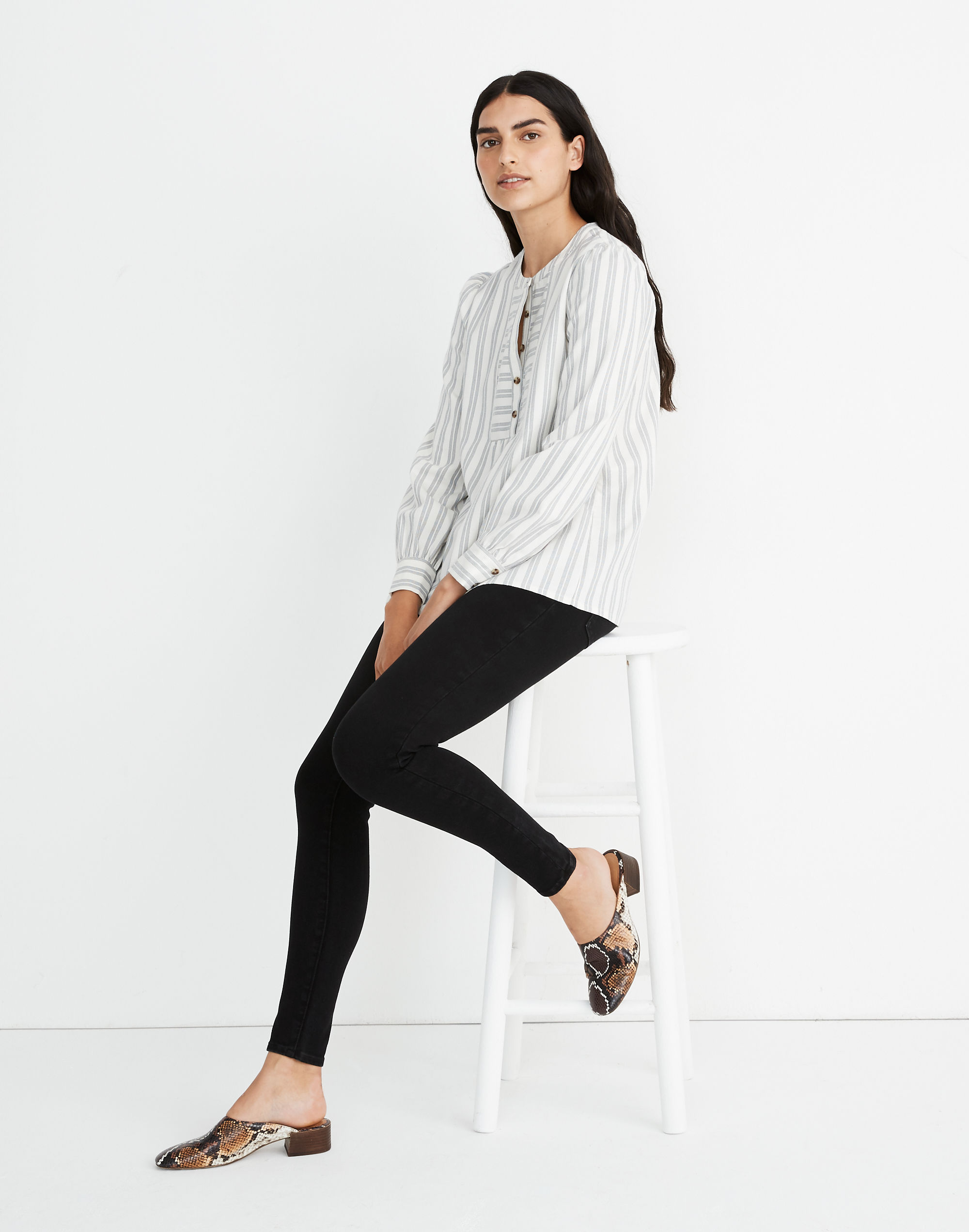 Roadtripper Pull-On Jeggings in Black Frost