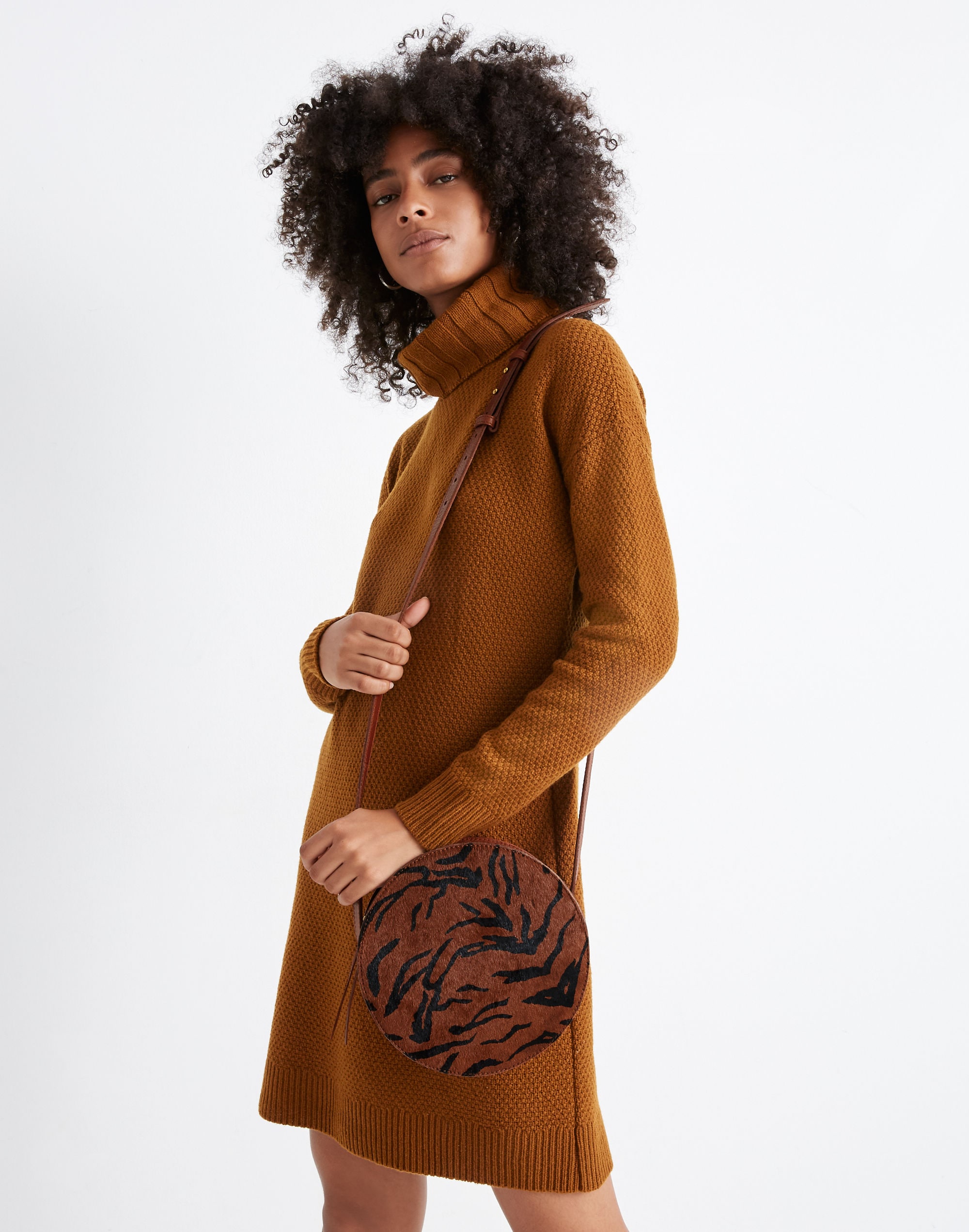 The Simple Circle Crossbody Bag in Calf Hair