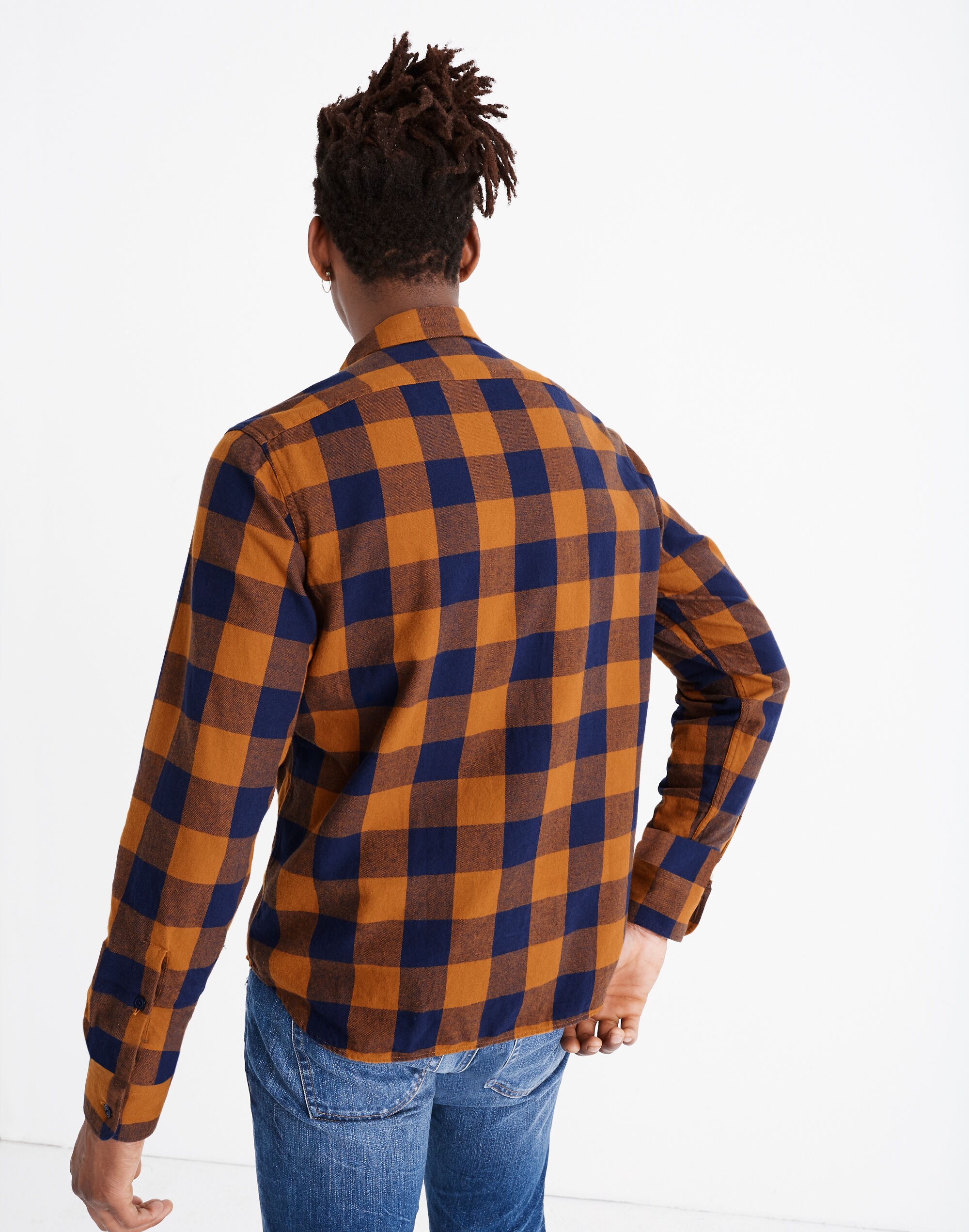 Lightweight Flannel Button-Down Shirt in Buffalo Check