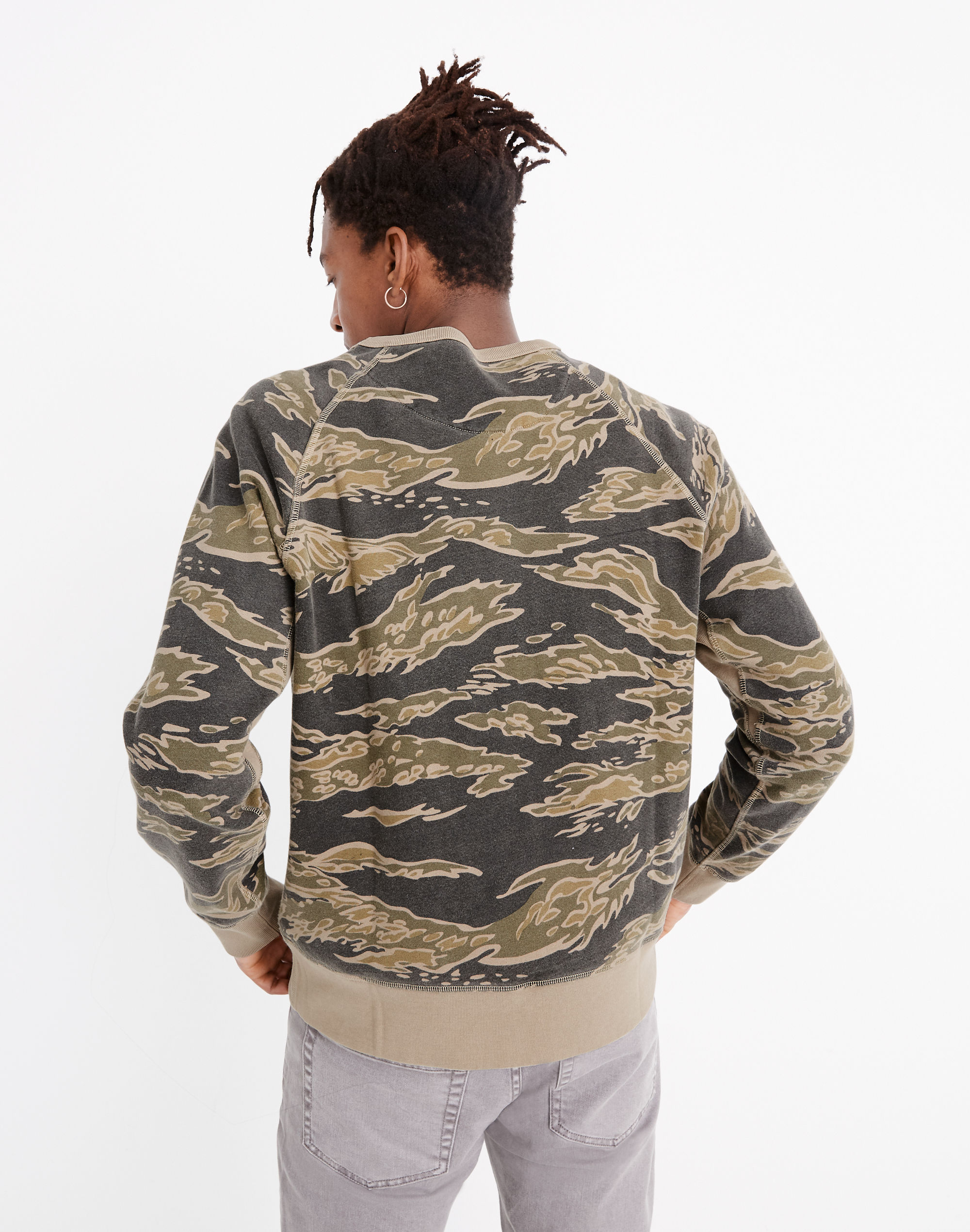Crewneck Sweatshirt in Camo