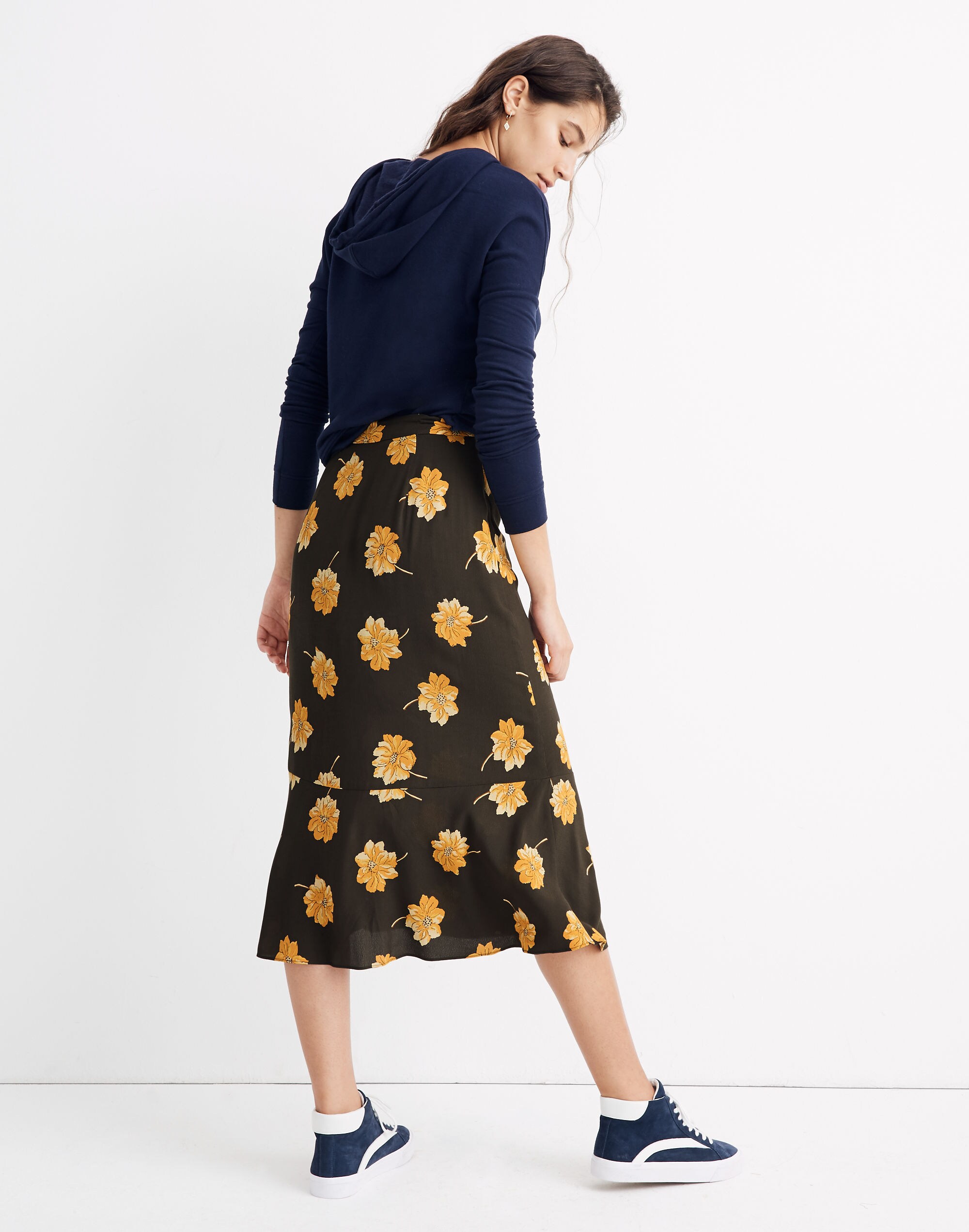 Side-Button Ruffle-Hem Midi Skirt in Fall Flowers