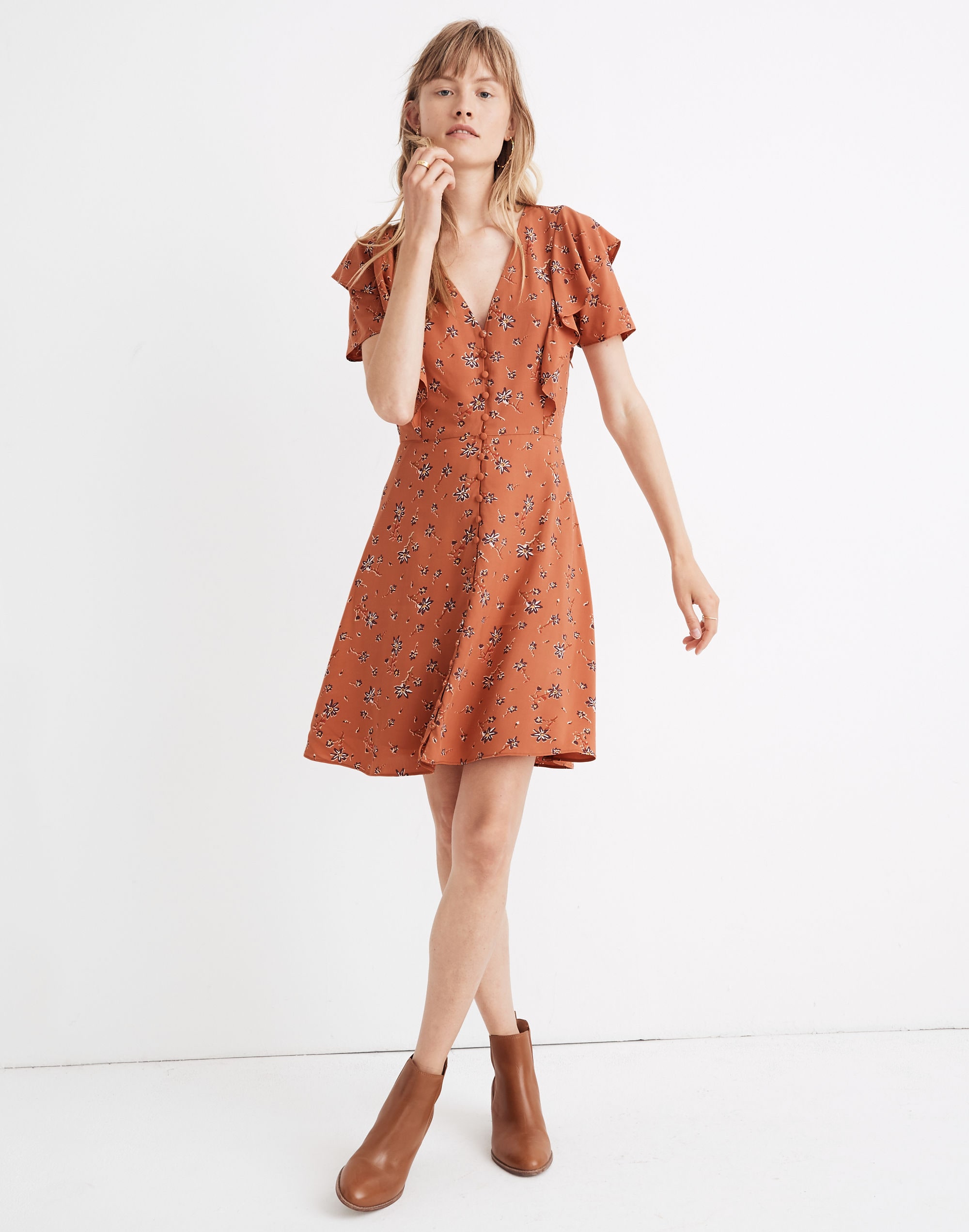 Flutter-Sleeve Button Dress in Ginger Floral
