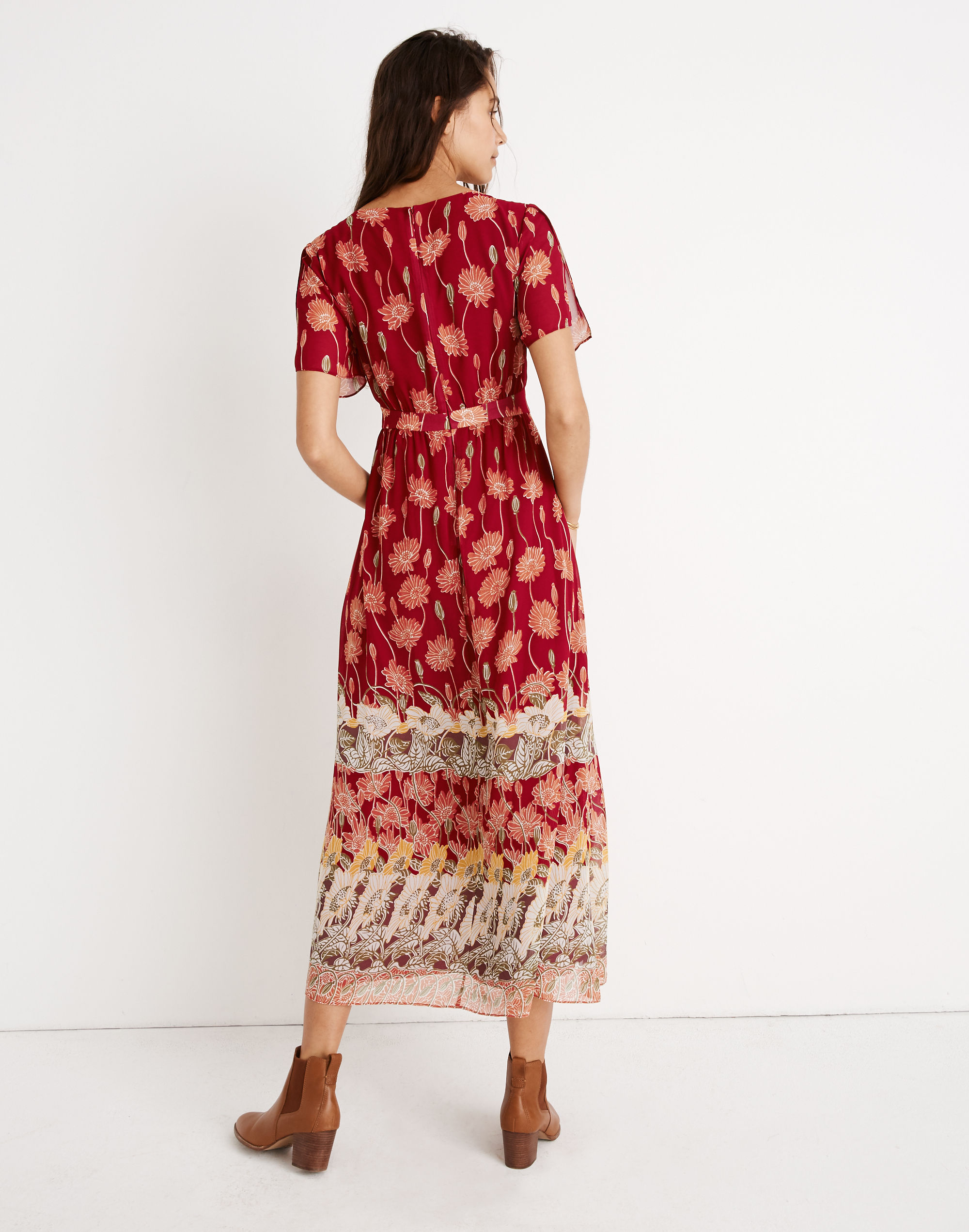 Petite Tulip-Sleeve Maxi Dress in Tall Sunflowers