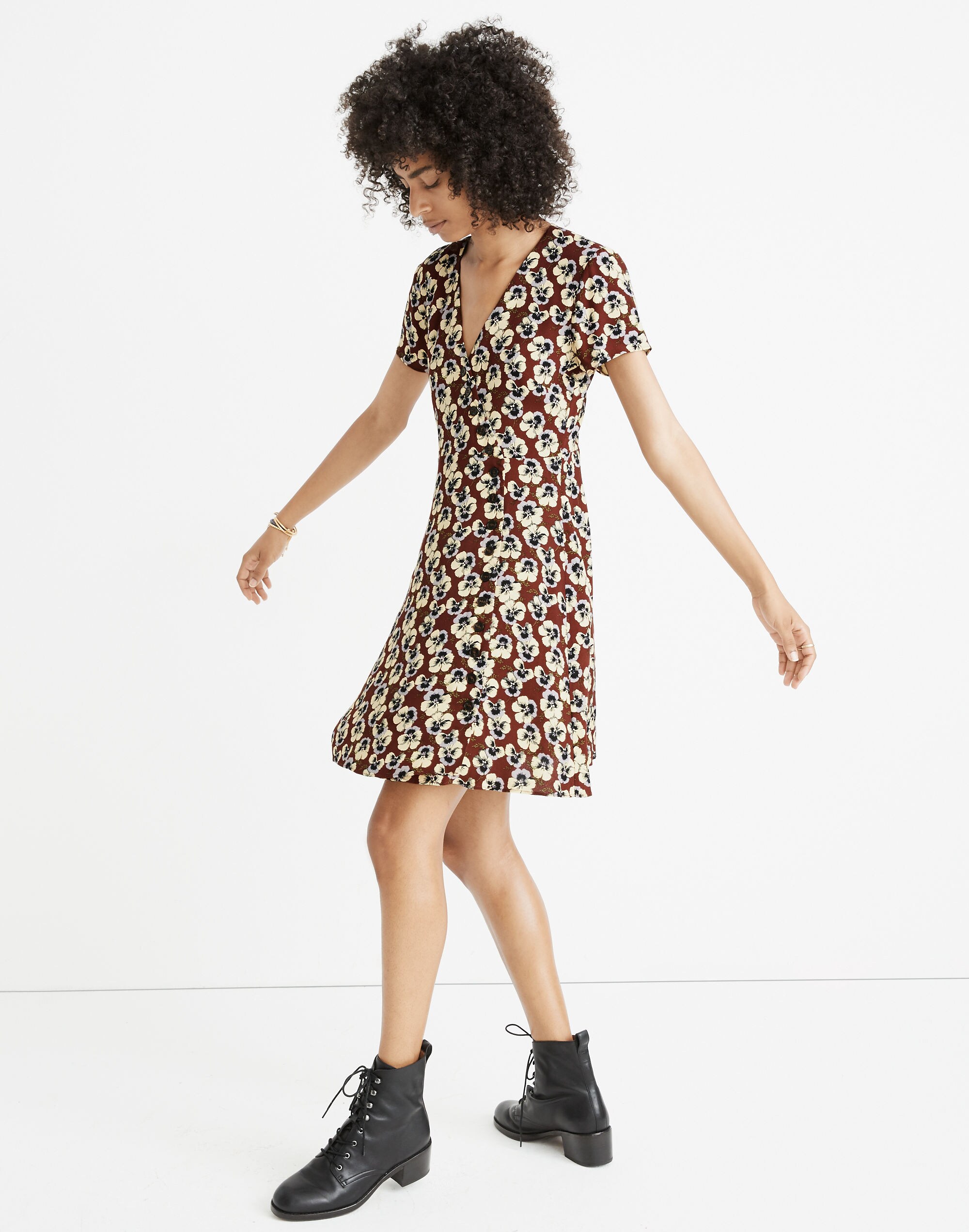 button-wrap dress in viola floral
