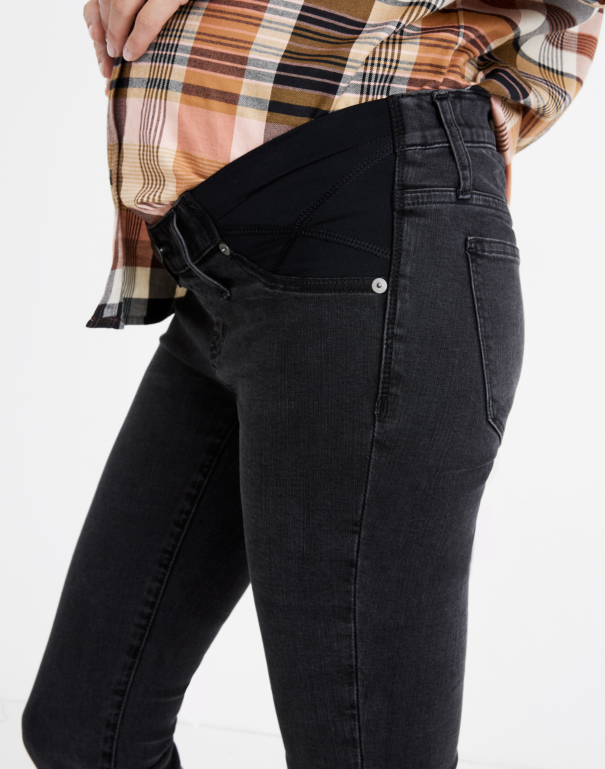 Maternity Side-Panel Skinny Jeans in Berkeley Wash: Adjustable Edition