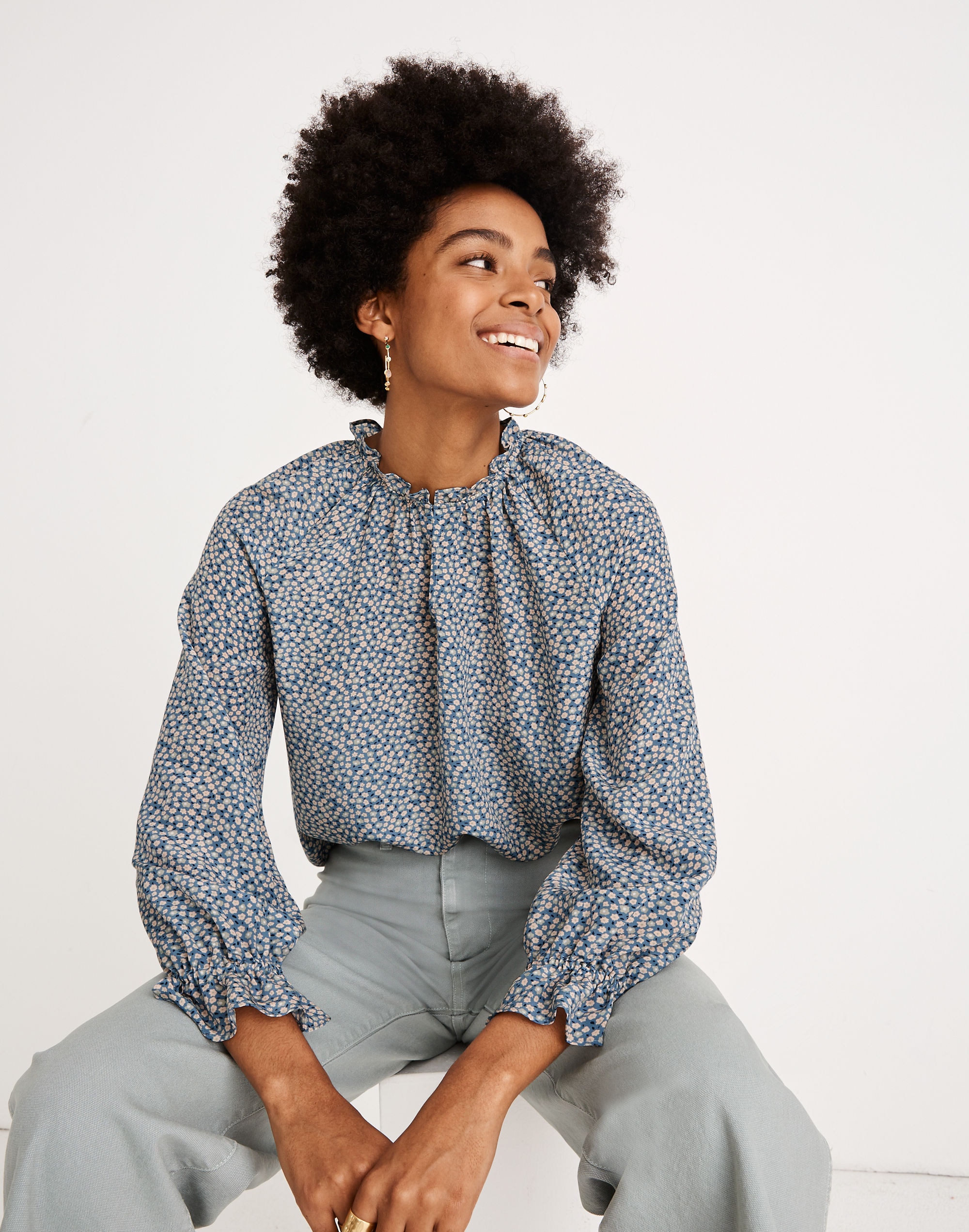 Silk Poet Top in Bitsy Floral