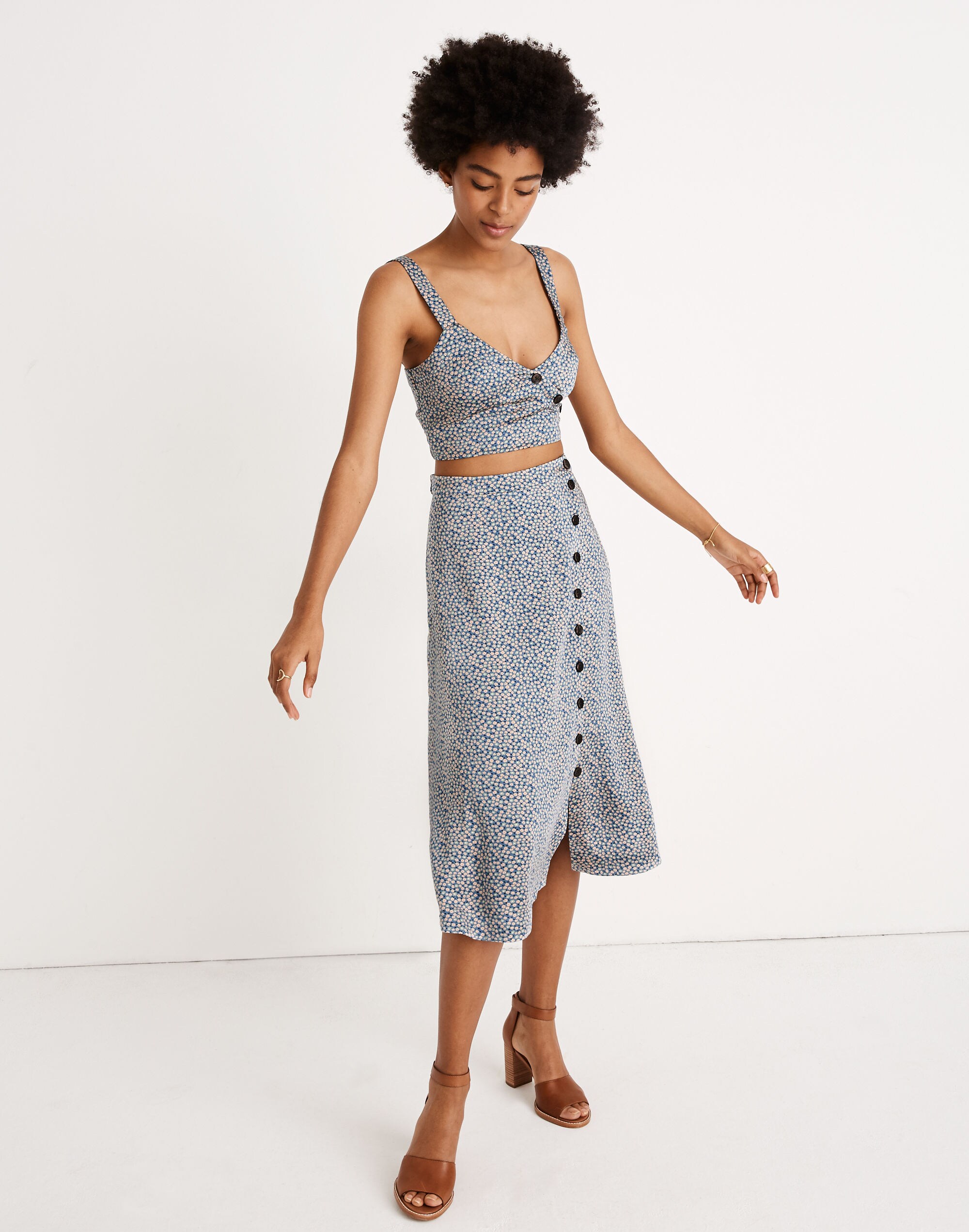 Button-Wrap Crop Tank in Bitsy Floral