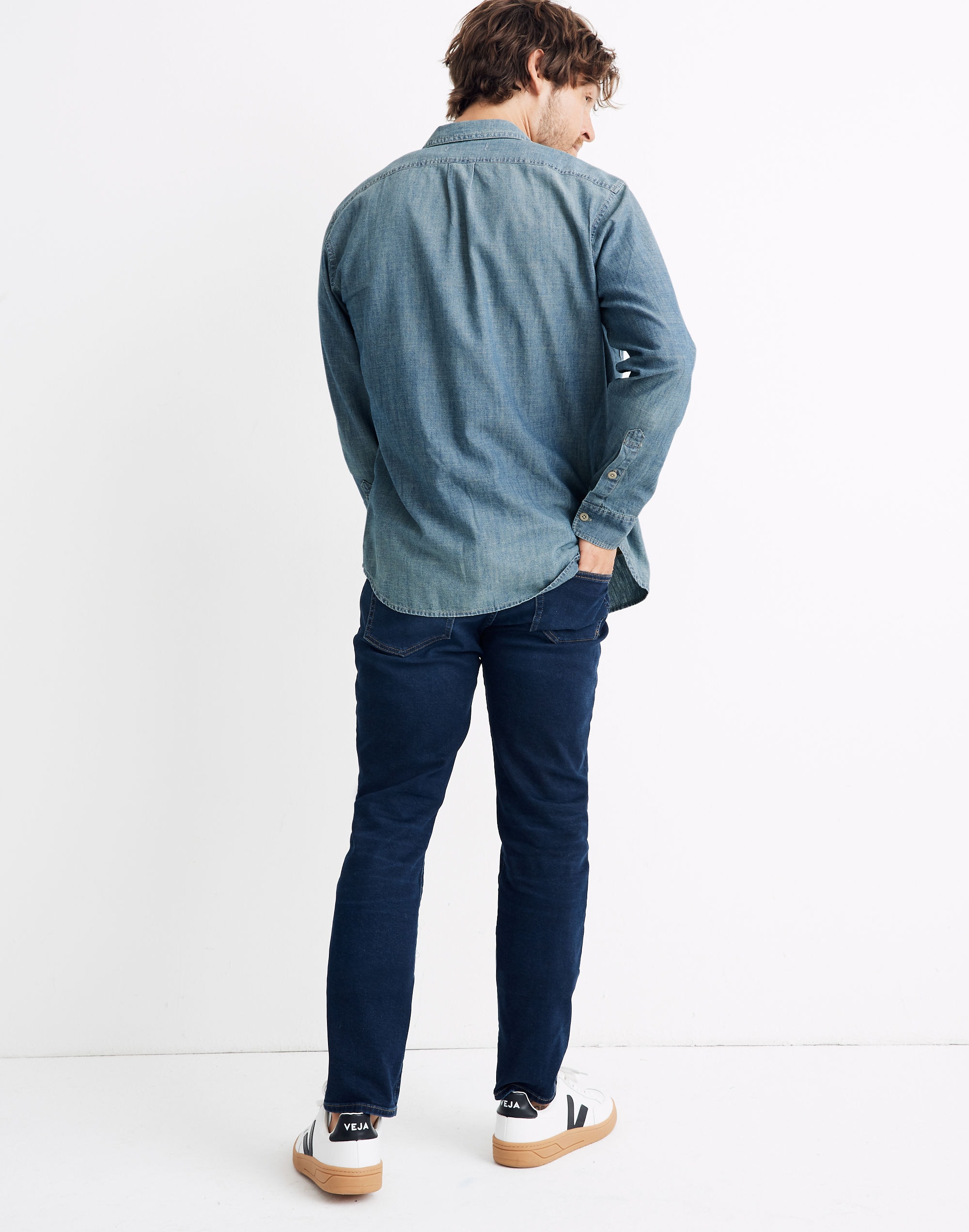 Chambray Perfect Shirt in Winterdale Wash