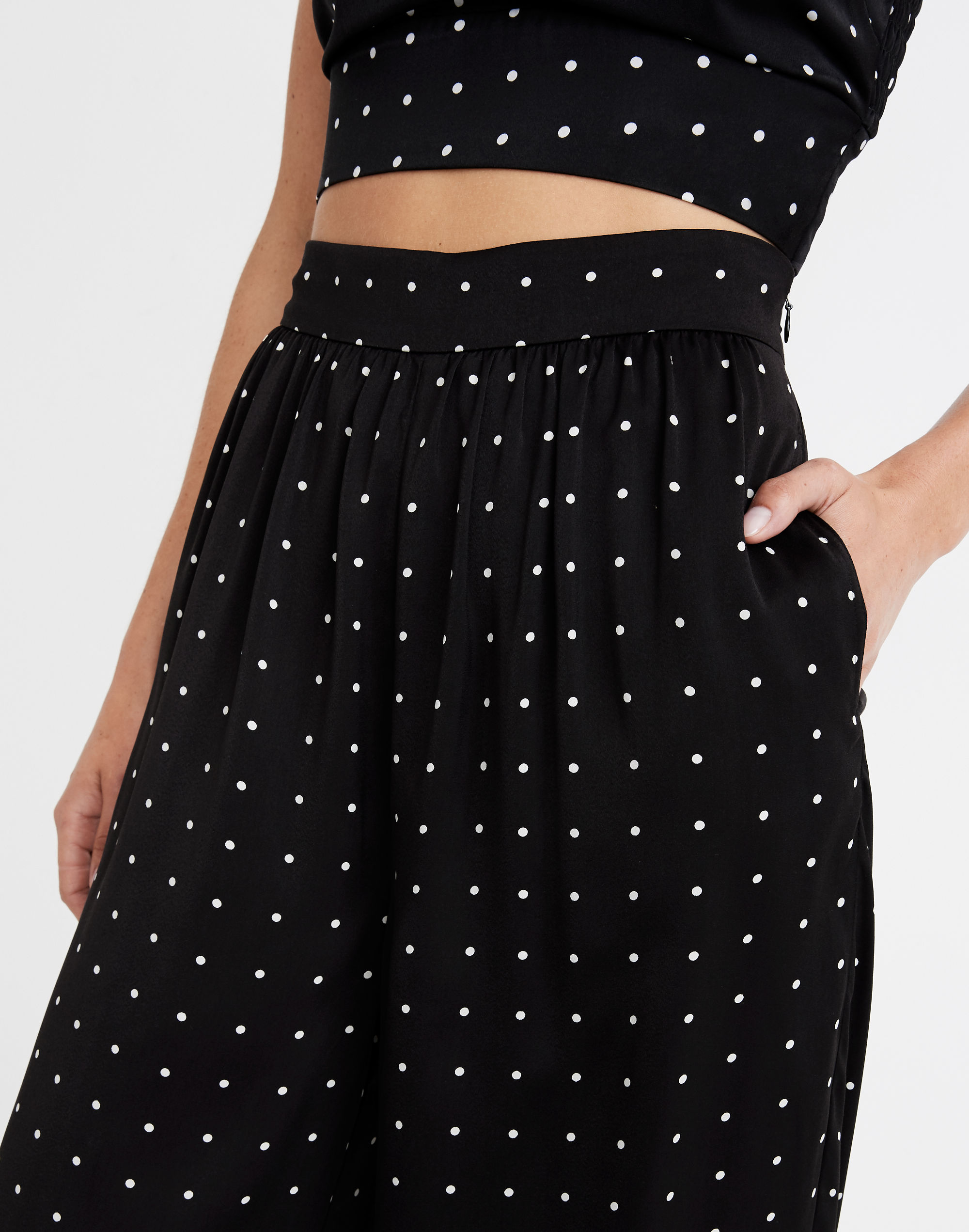 Huston Pull-On Crop Pants in Grid Dot