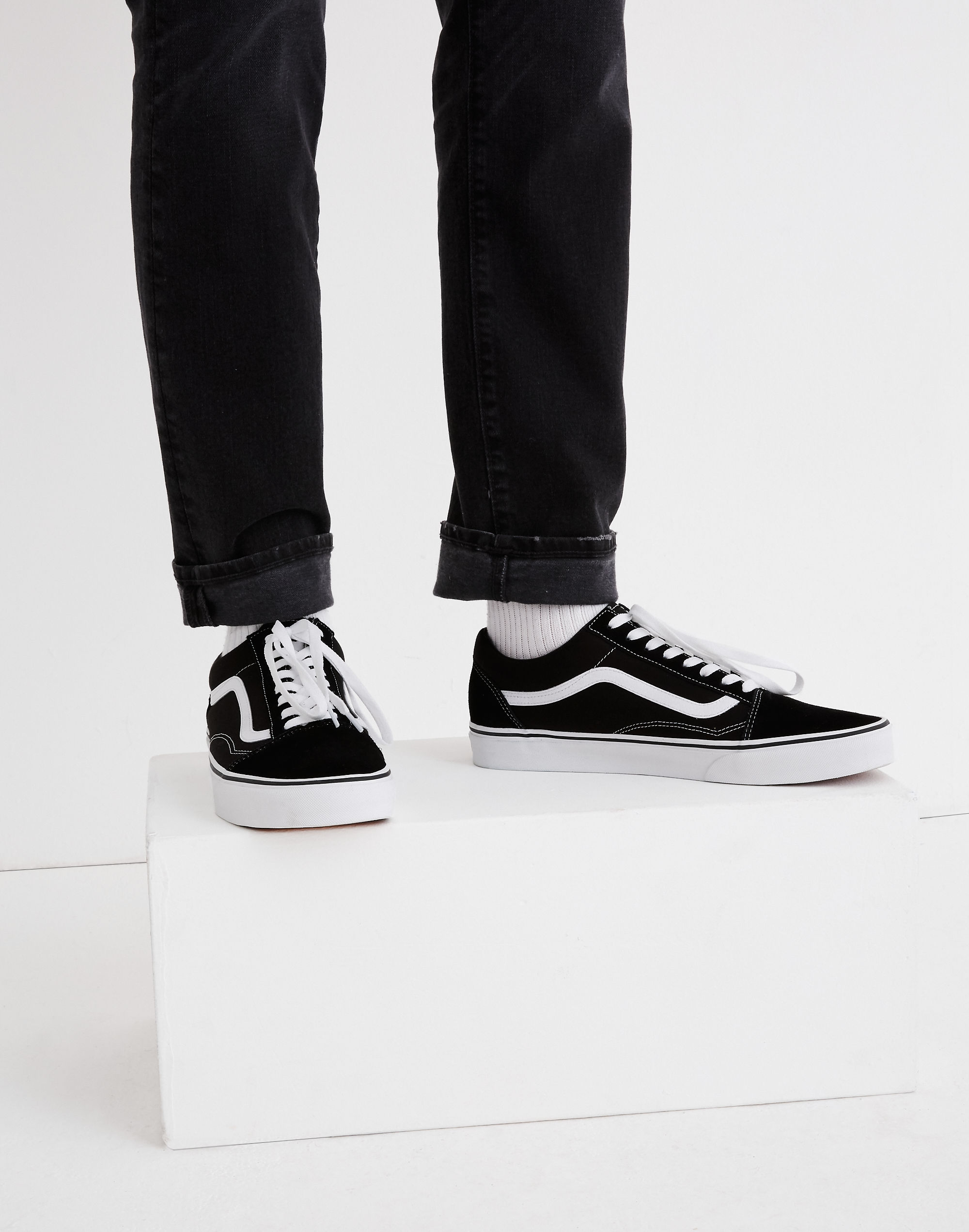 Vans&reg; Unisex Old Skool Lace-Up Sneakers in Suede and Canvas