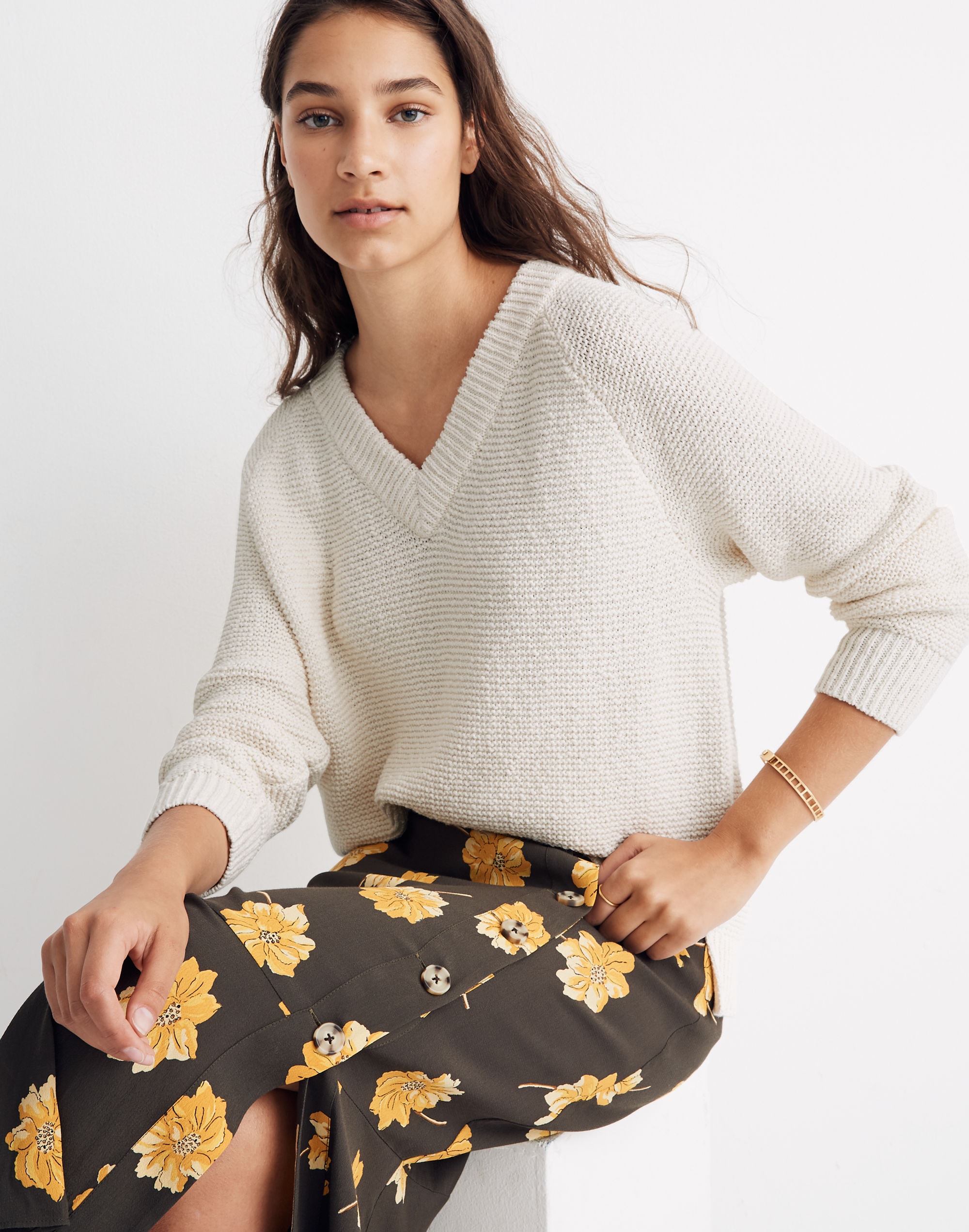 Arden V-Neck Crop Pullover Sweater
