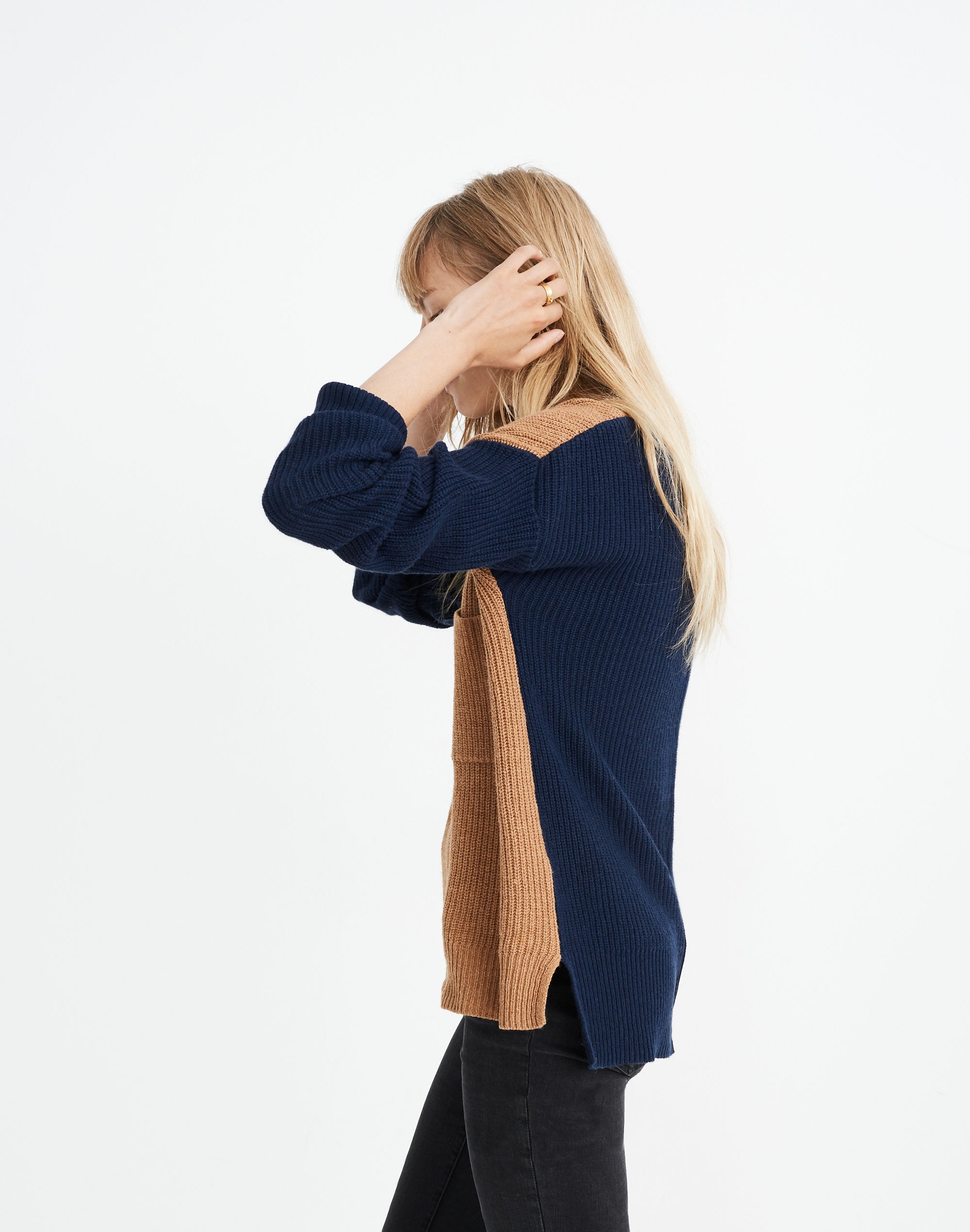 Thompson Pocket Pullover Sweater in Colorblock