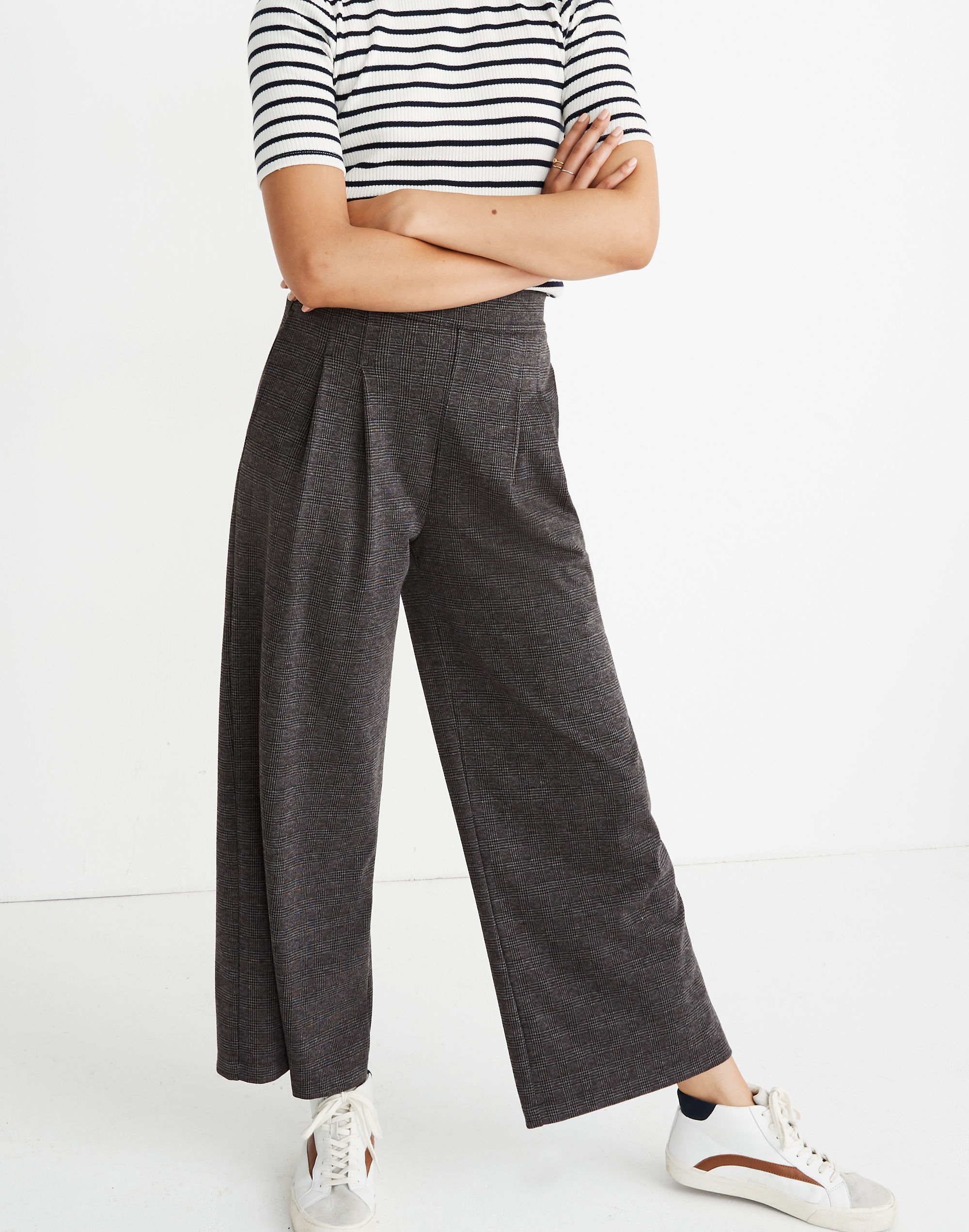 Pleated Pull-On Crop Pants in Glen Plaid