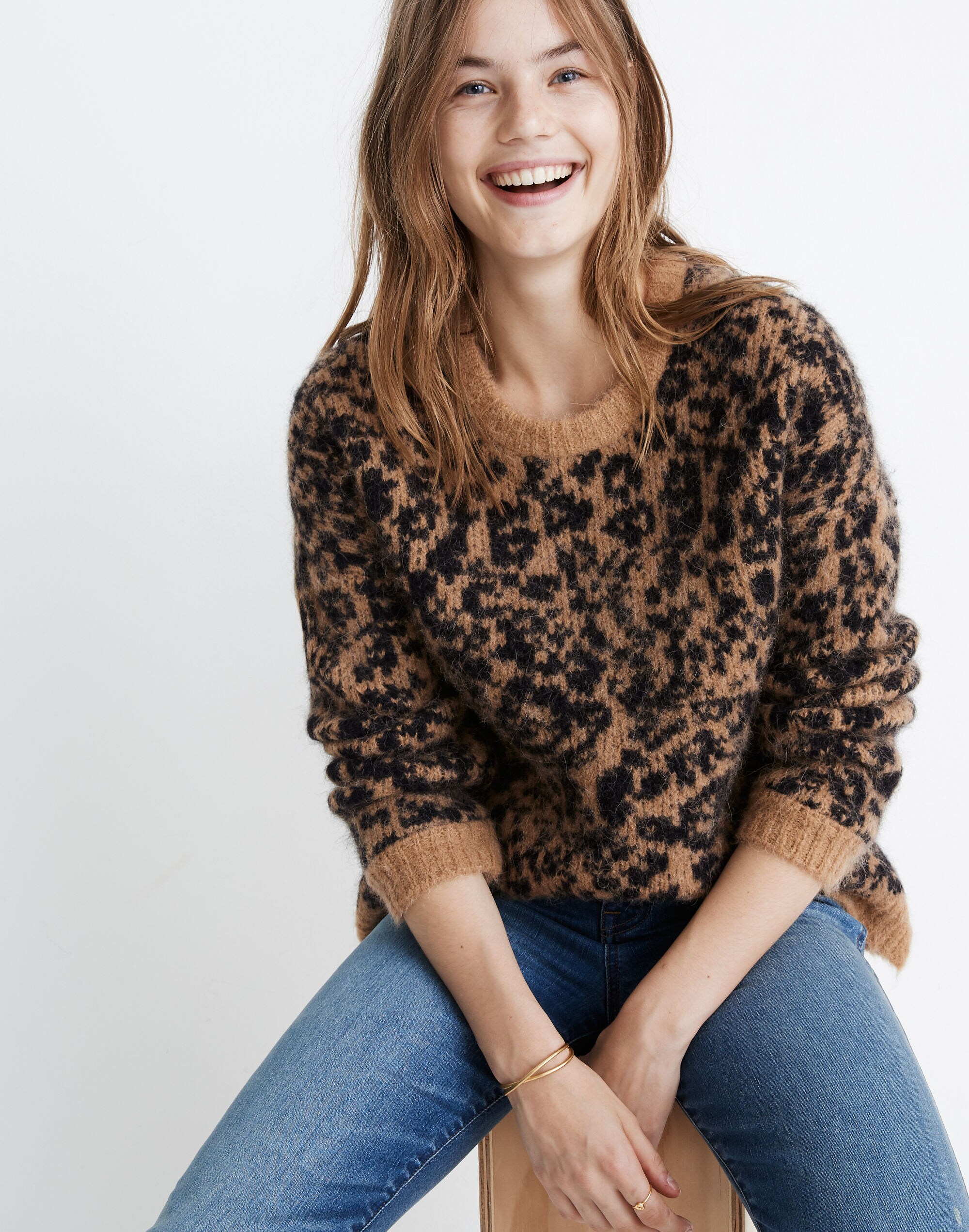 Crewneck Pullover Sweater in Leopard
