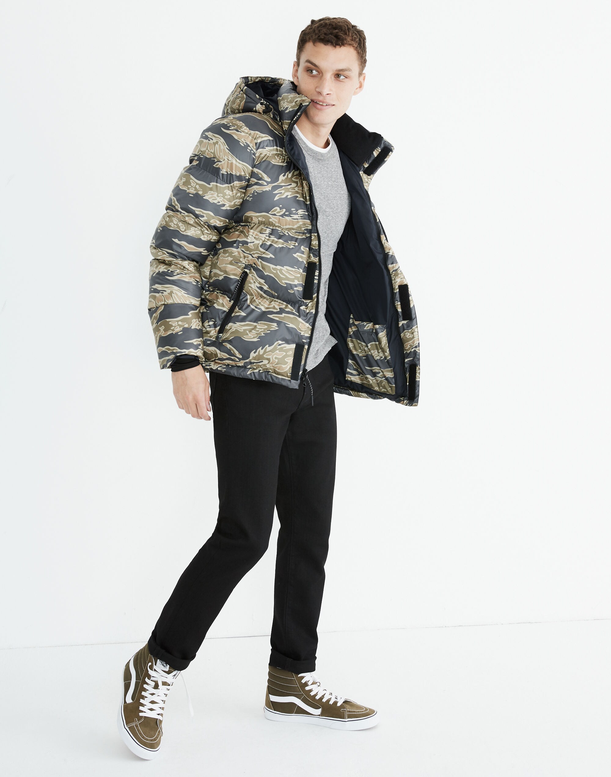 Madewell x Penfield&reg; Equinox Puffer Jacket in Camo