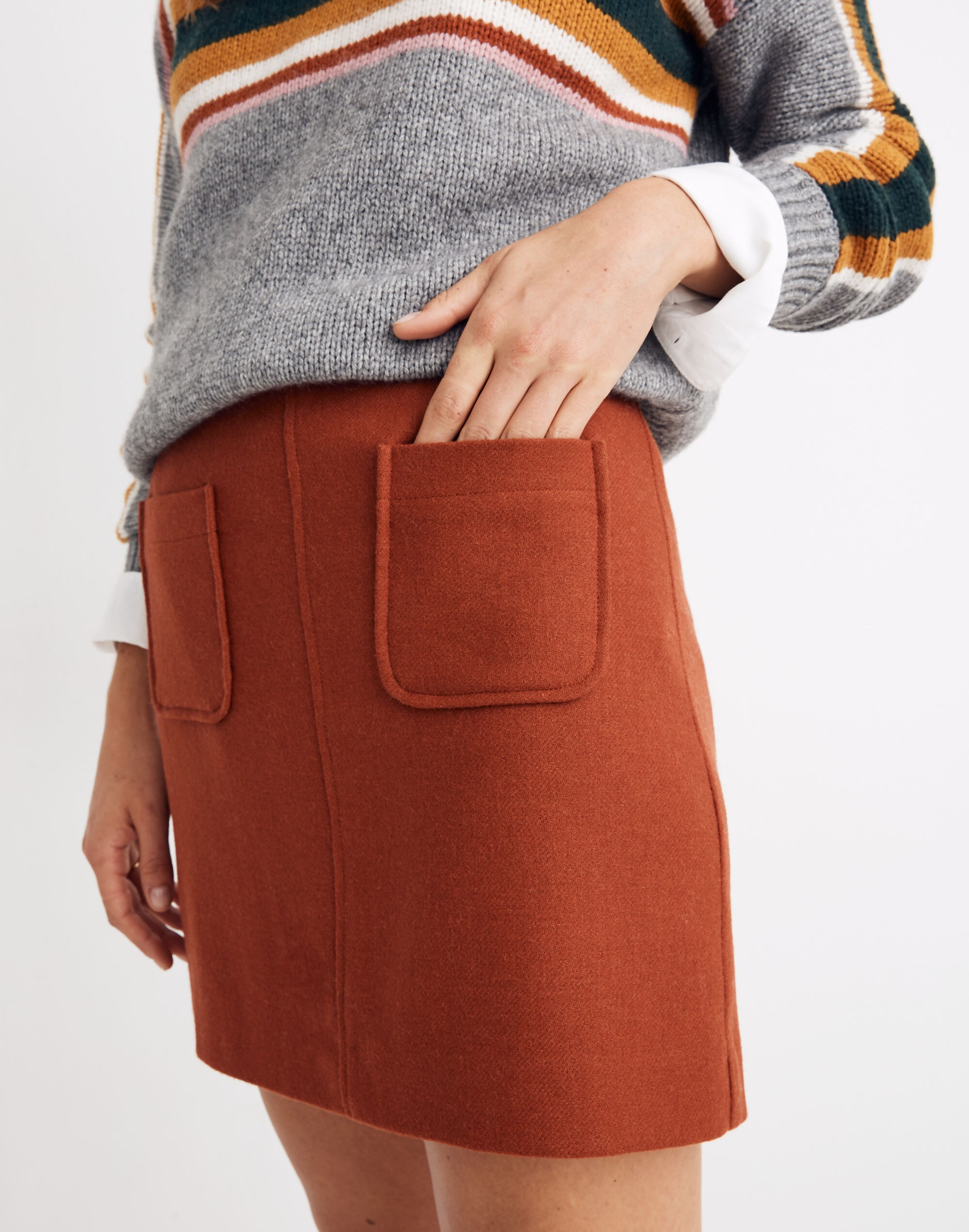 Museum Patch-Pocket Mini Skirt