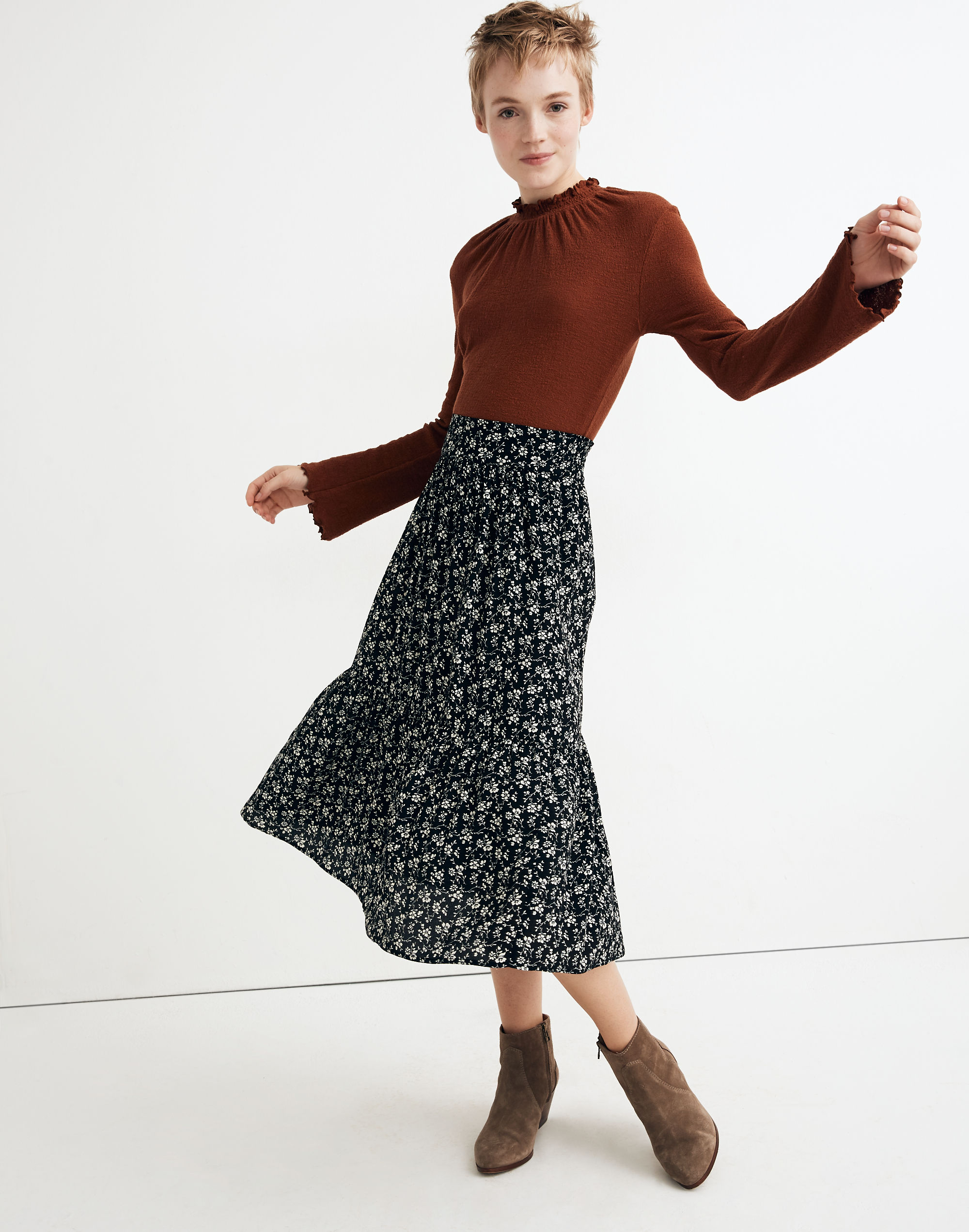 tiered peasant midi skirt in branch floral
