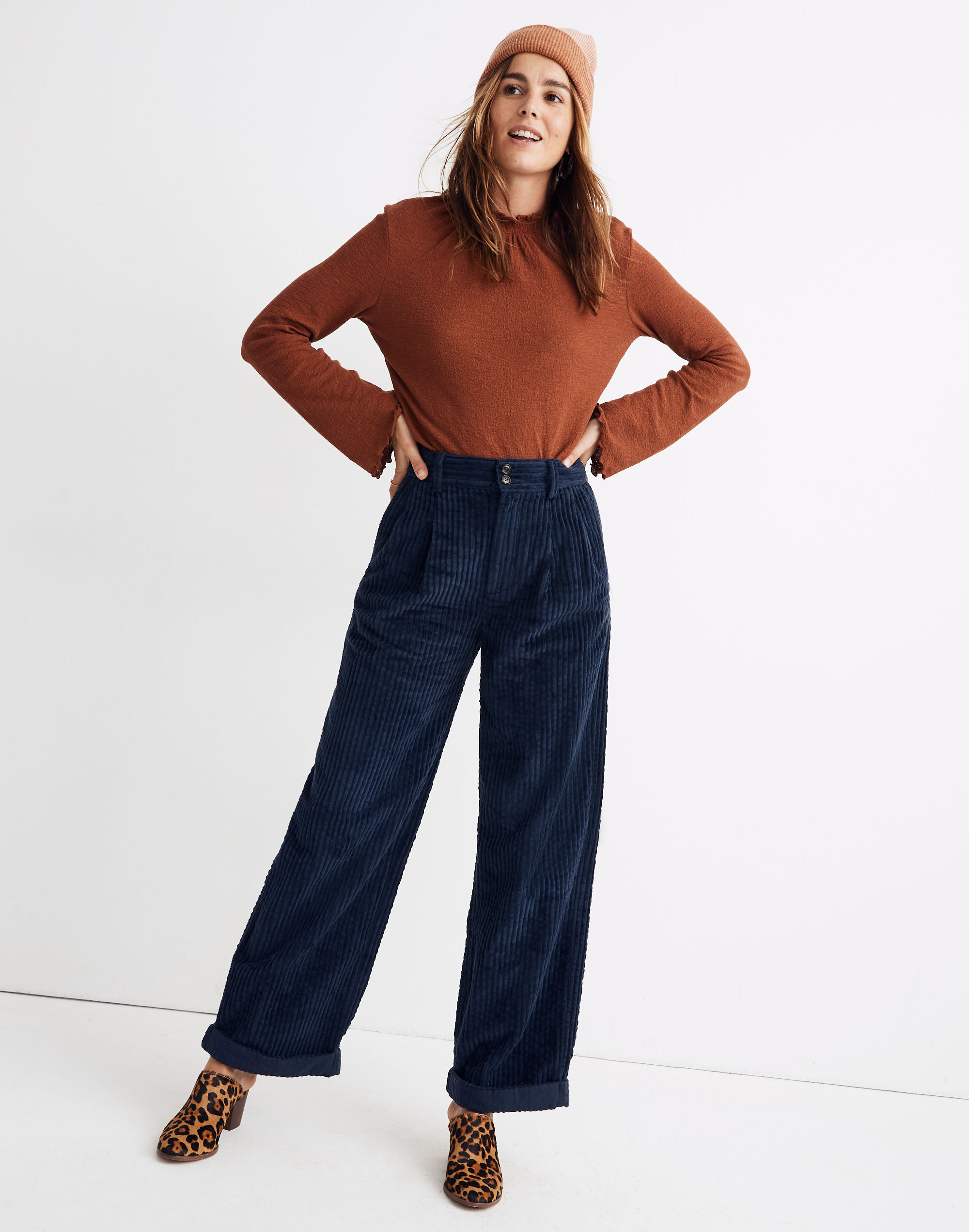 Pleated Wide-Leg Full-Length Pants in Corduroy