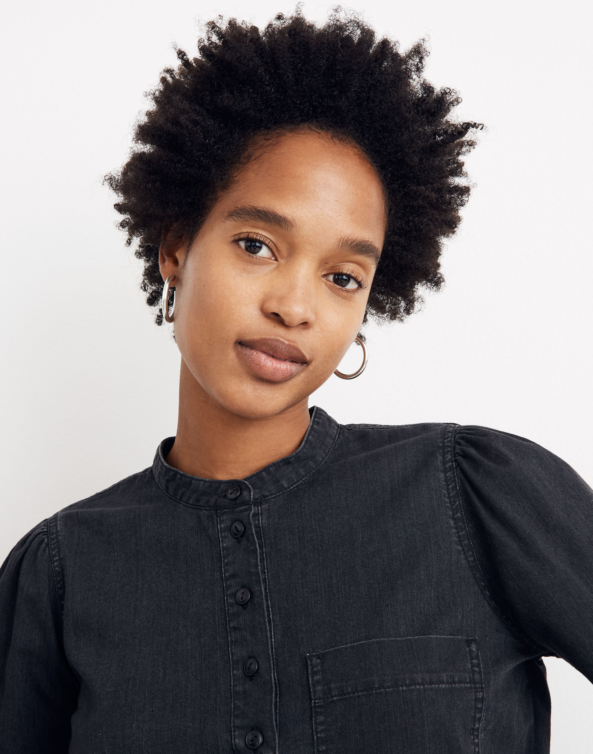 Denim Collarless Popover Shirt in Shrader Wash