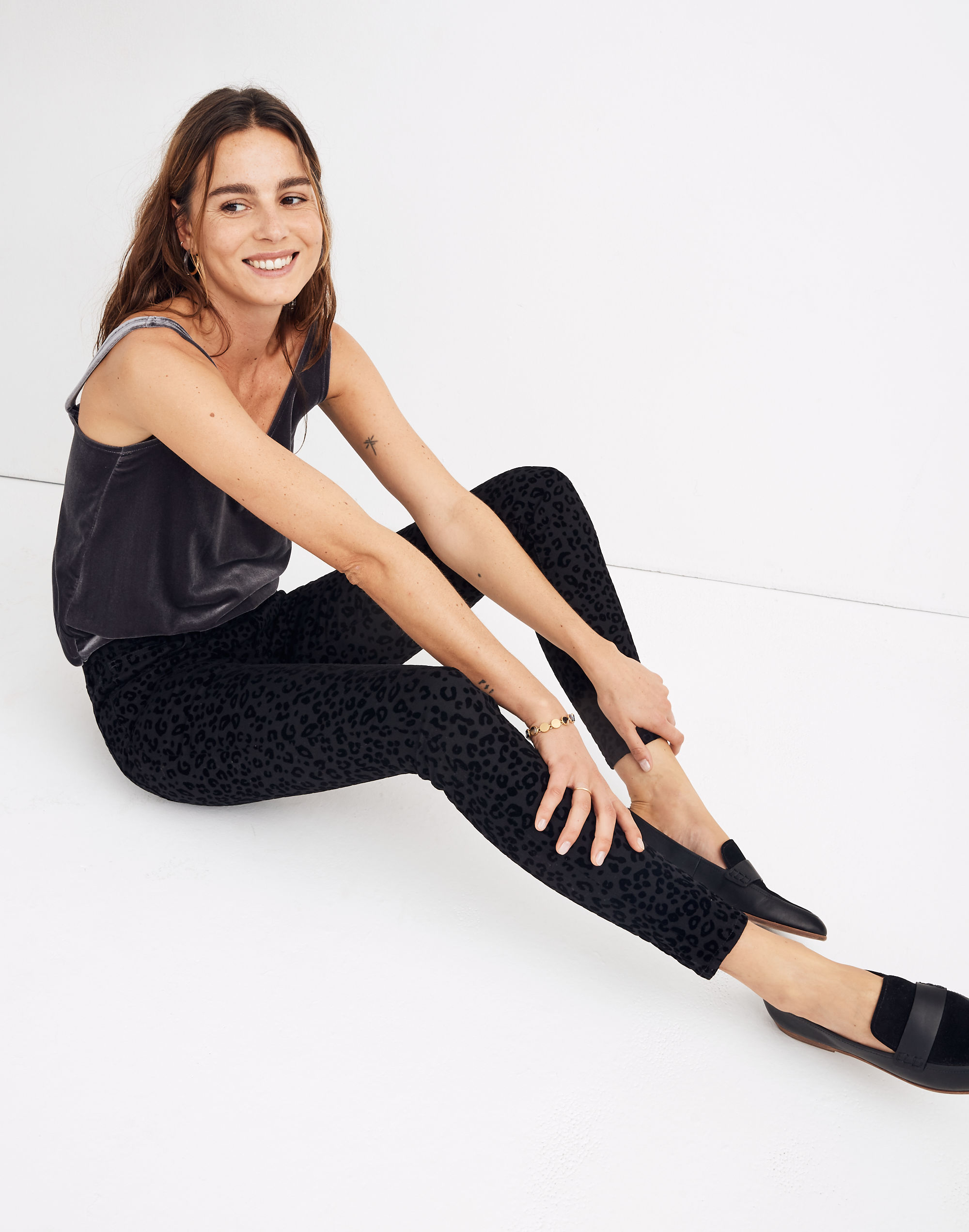 9" Mid-Rise Skinny Jeans: Flocked Leopard Edition