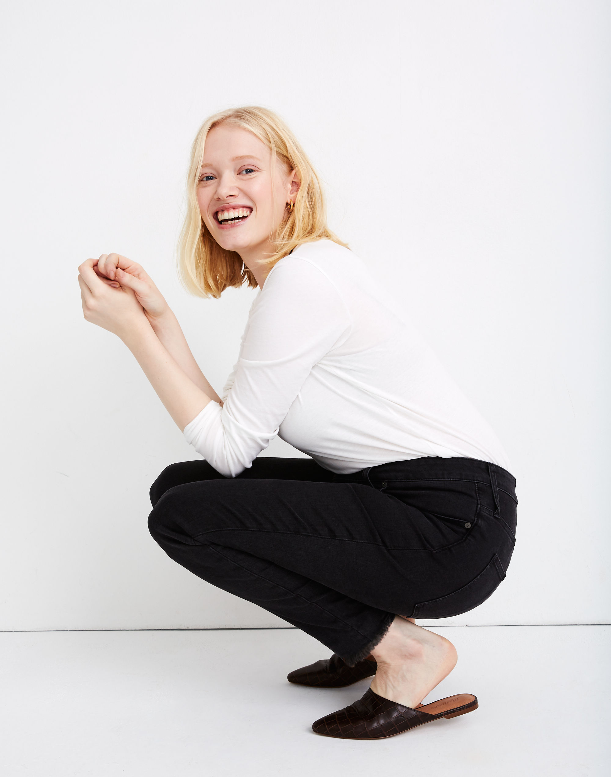 Curvy High-Rise Skinny Jeans in Berkeley Wash: Button-Front Edition