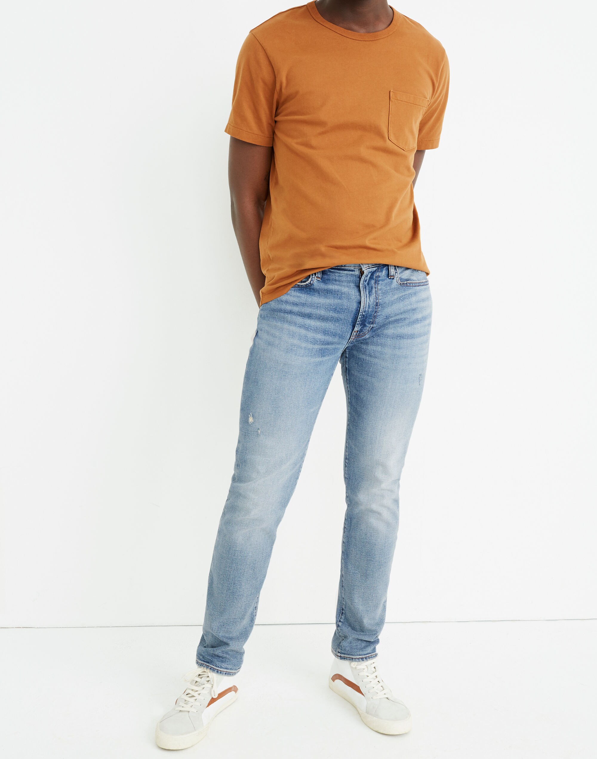Athletic Slim Authentic Flex Jeans in Bleecker Wash