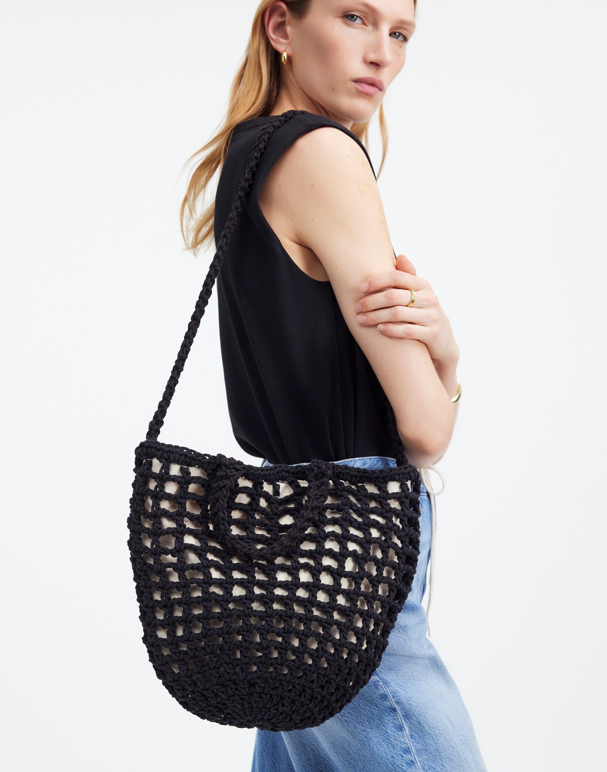 The Crocheted Shoulder Bag