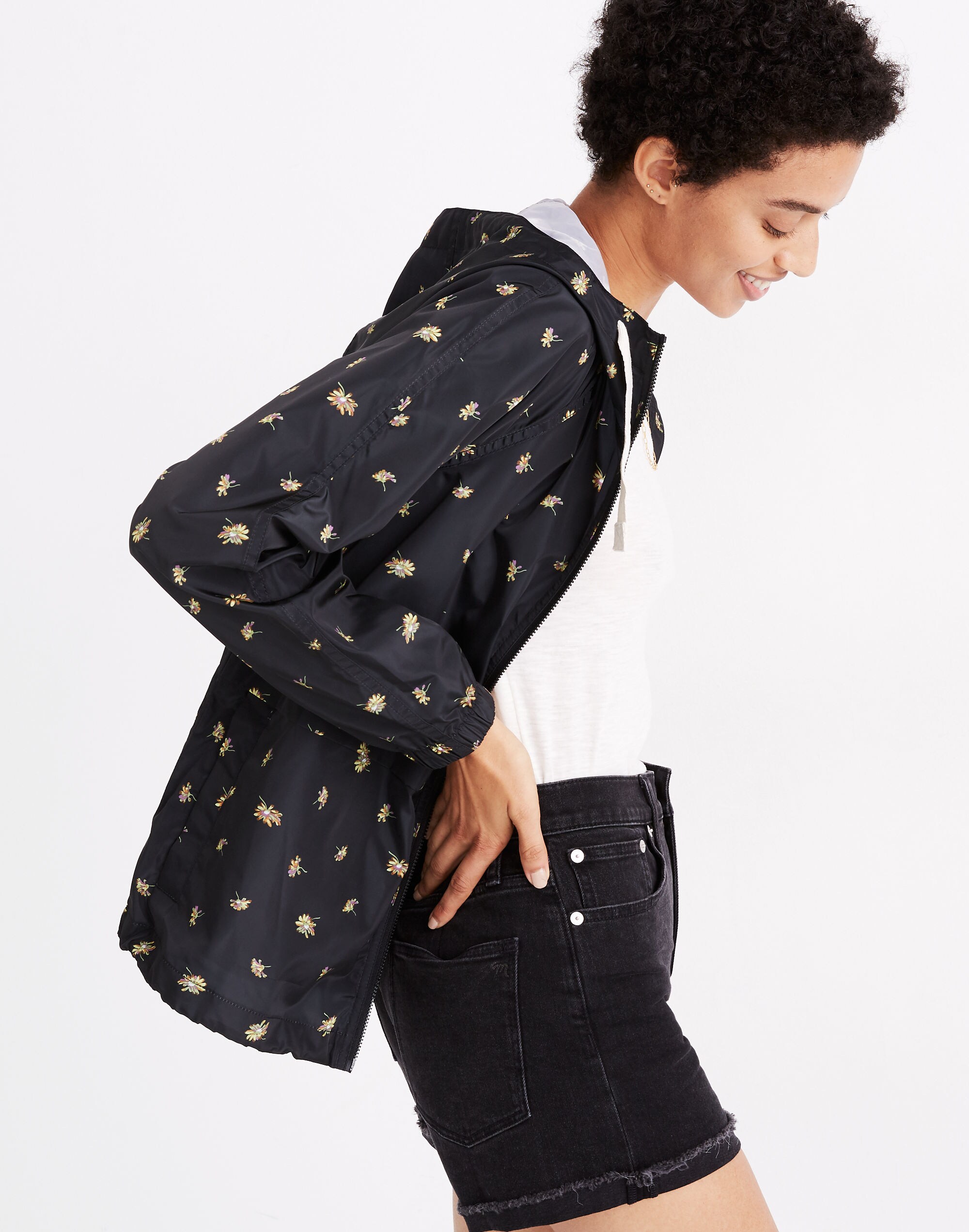 Raincheck Packable Raincoat in French Daisies