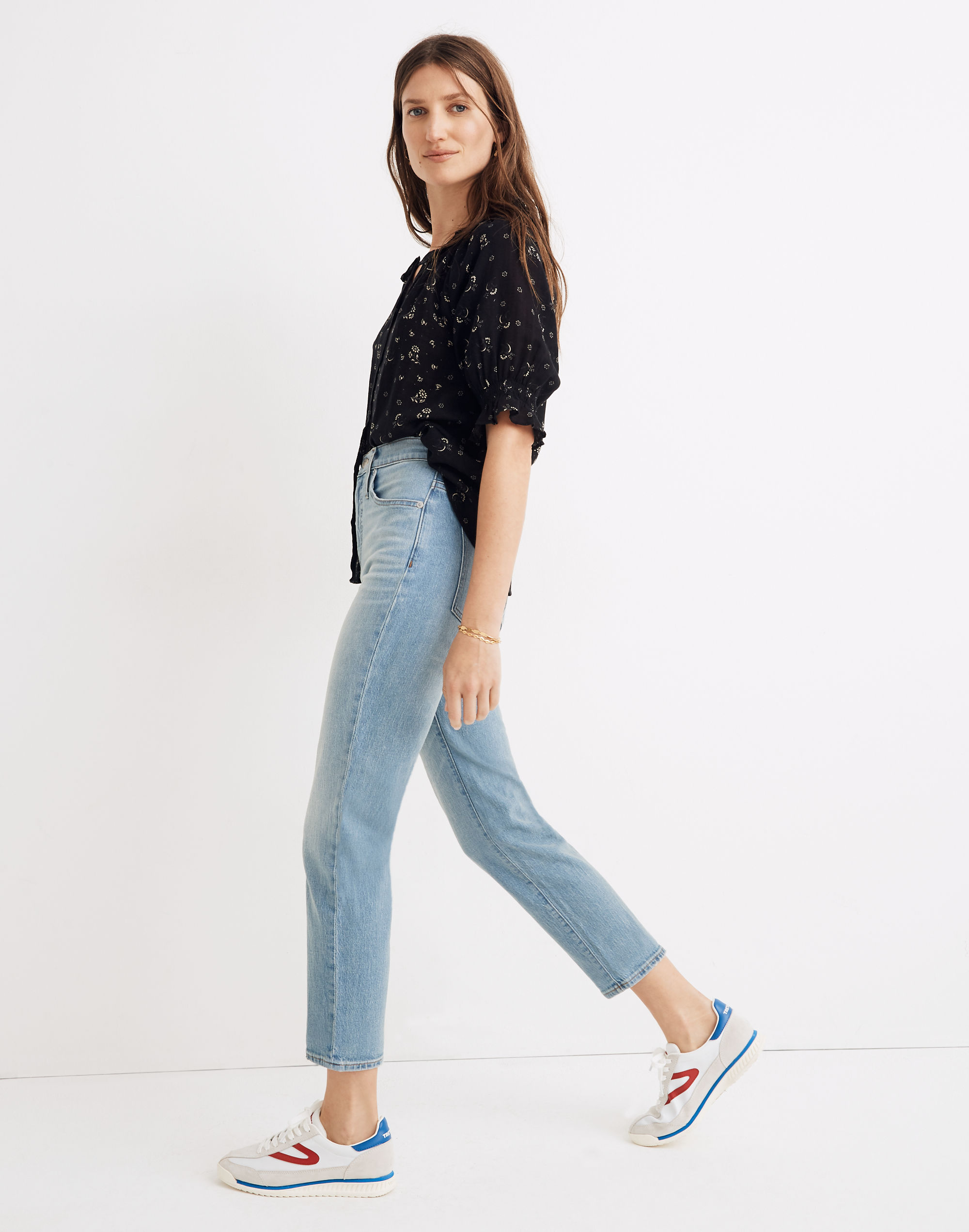 Petite Jeans in Meadowland Wash