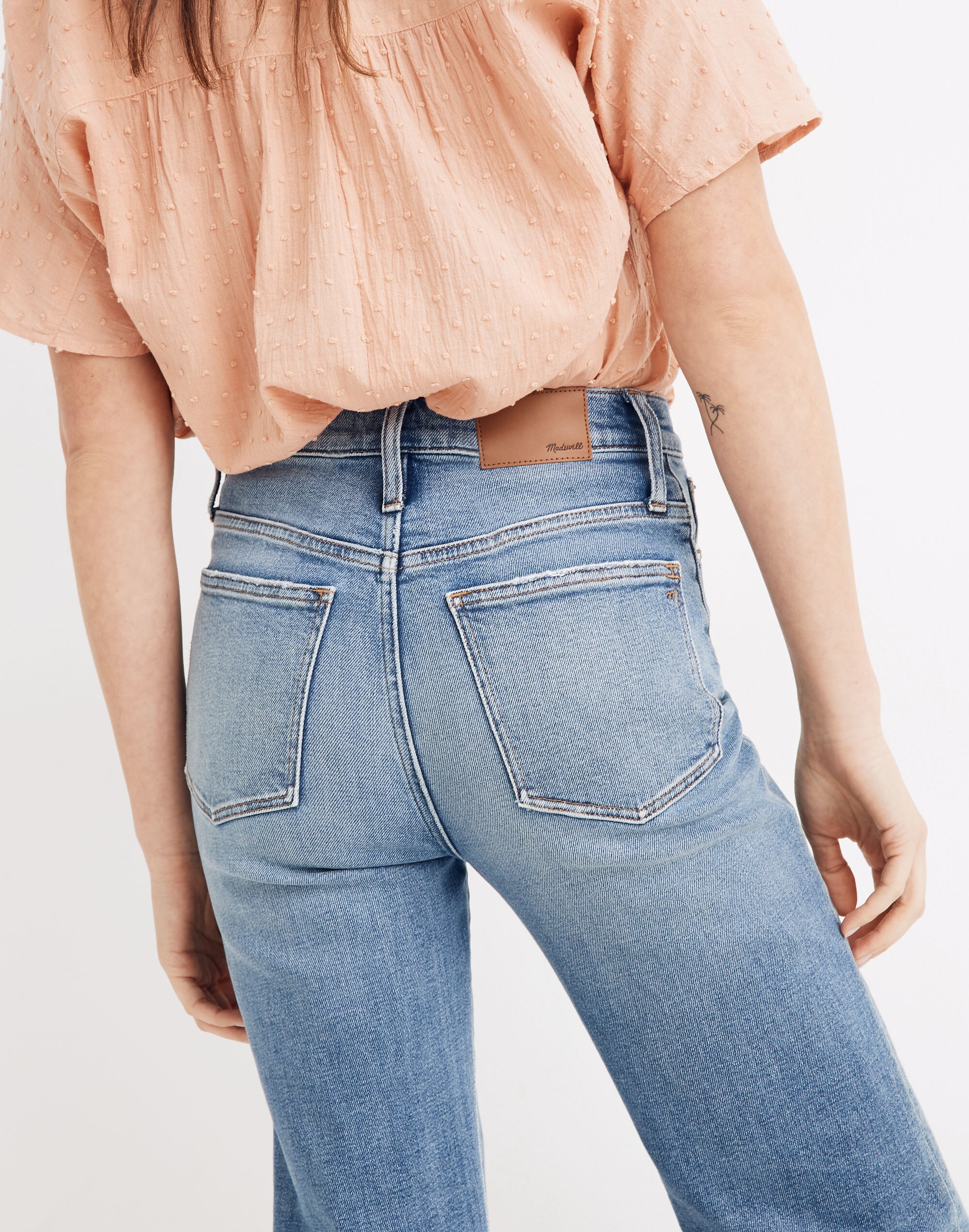Slim Wide-Leg Crop Jeans in Reggie Wash