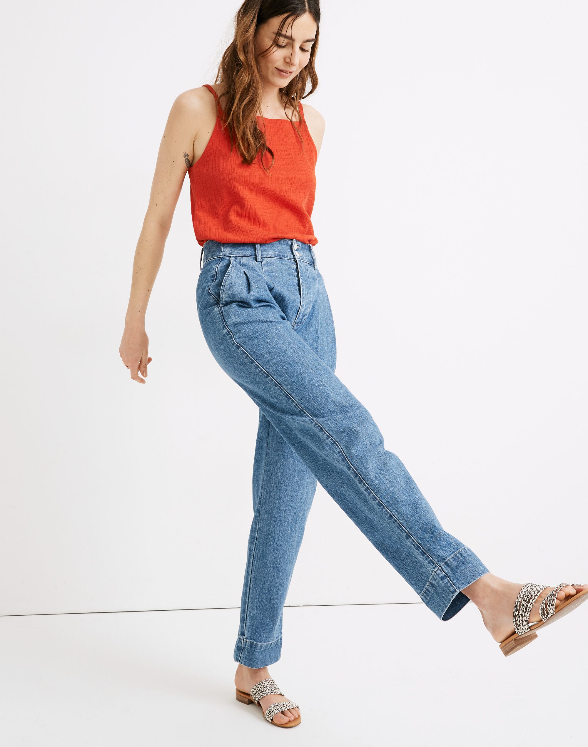 Pleated Taper Wide-Leg Jeans