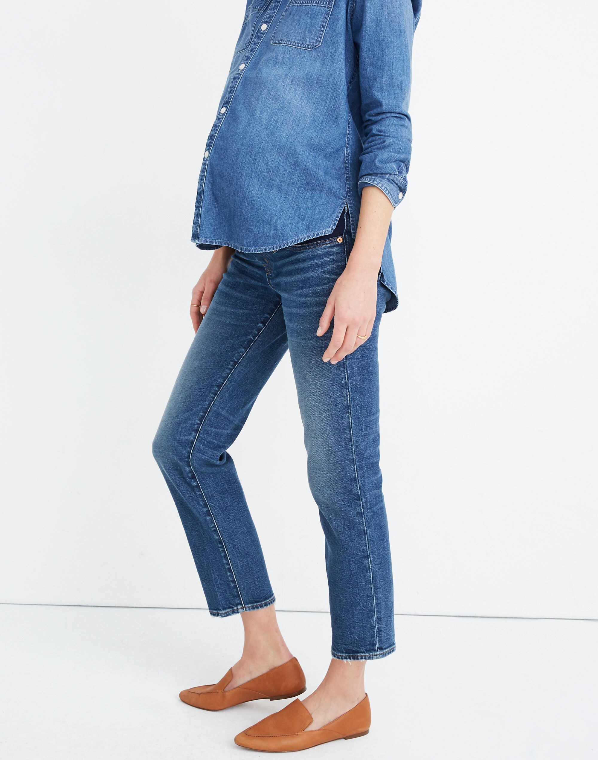 Maternity Side-Panel Classic Straight Jeans in Carsondale Wash: Adjustable Edition