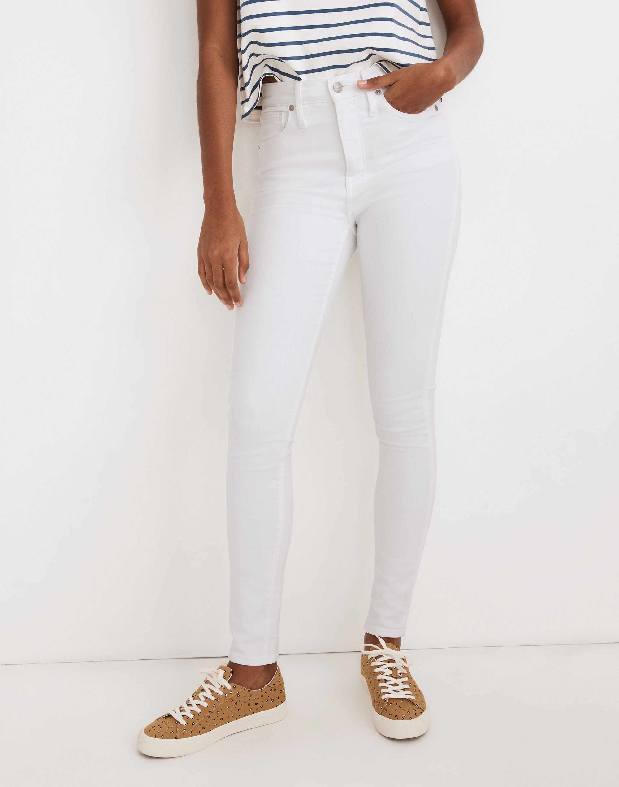 10" High-Rise Skinny Jeans in Pure White